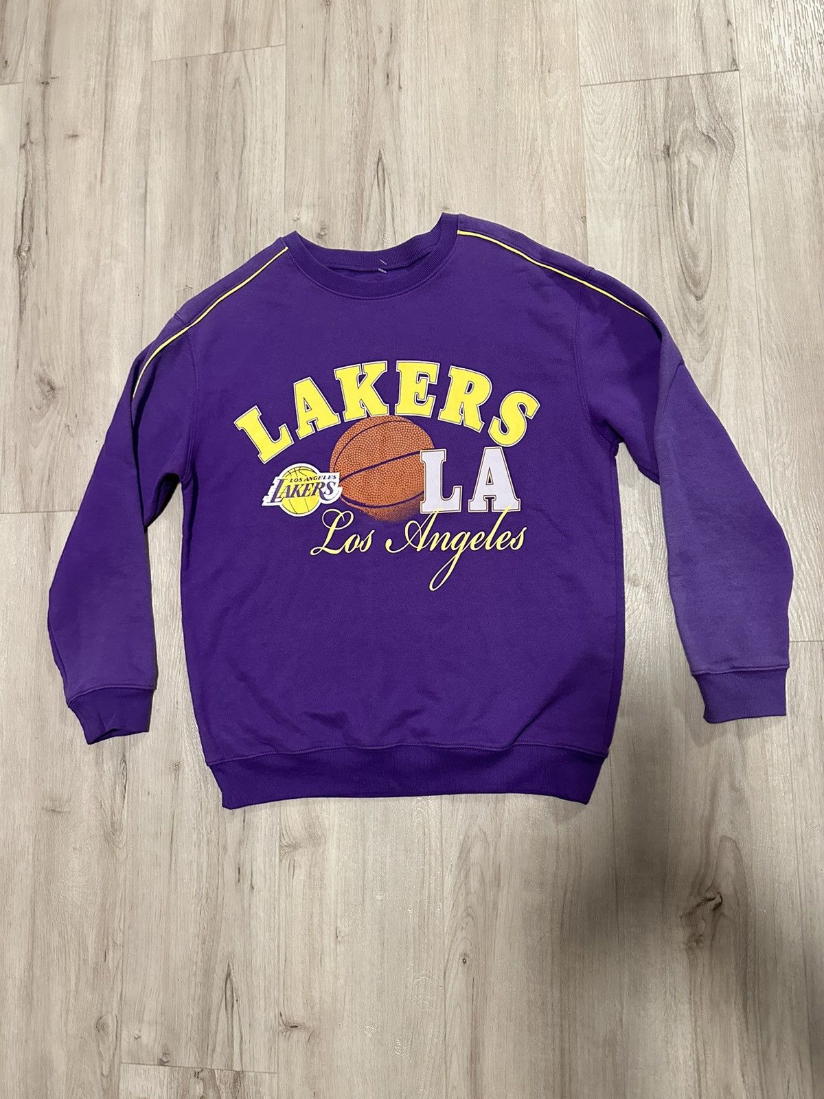 NBA NBA Los Angeles Lakers purple crewneck sweatshirt Size M Size US M / EU 48-50 / 2 - 1 Thumbnail