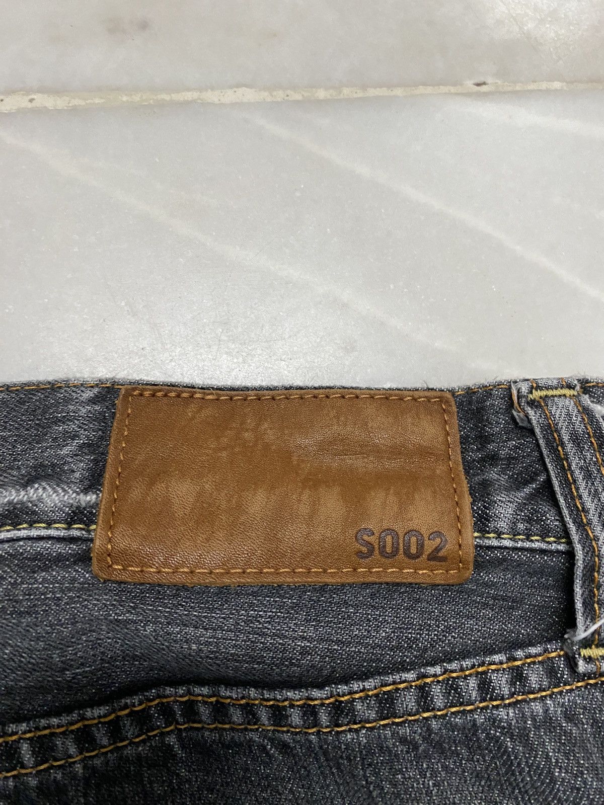 If Six Was Nine × Japanese Brand 💥Baggy 90s Uniqlo S002 Mudwash Faded Distress thrashed Jean Size US 29 - 21 Thumbnail