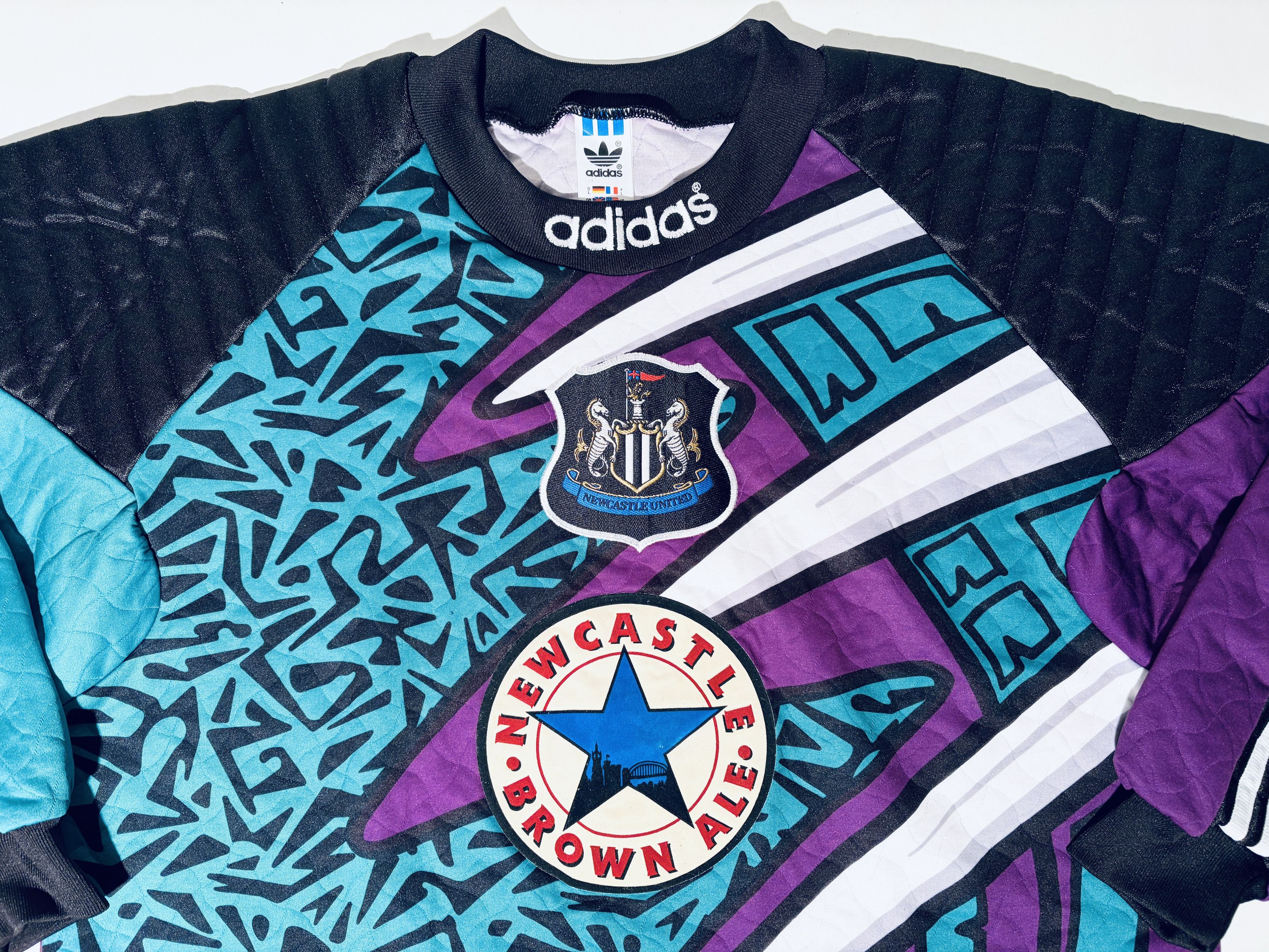 Adidas Newcastle United Goalkeeper Away Football Jersey 1995 - 1996 Size US XL / EU 56 / 4 - 4 Thumbnail