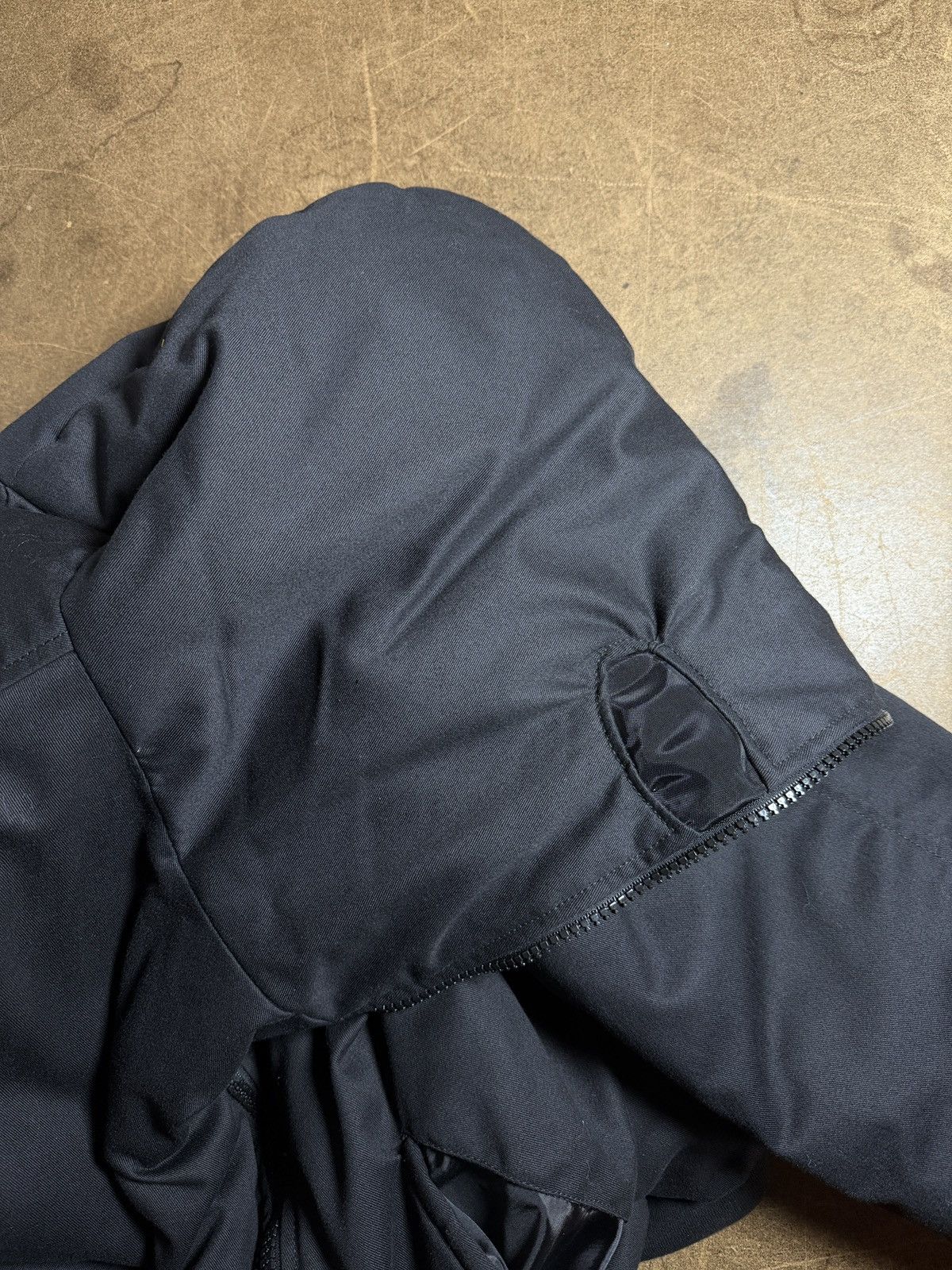 Yeezy FINAL DROP SEASON 9 RUNWAY FULLZIP GIMP Size US XL / EU 56 / 4 - 5 Thumbnail
