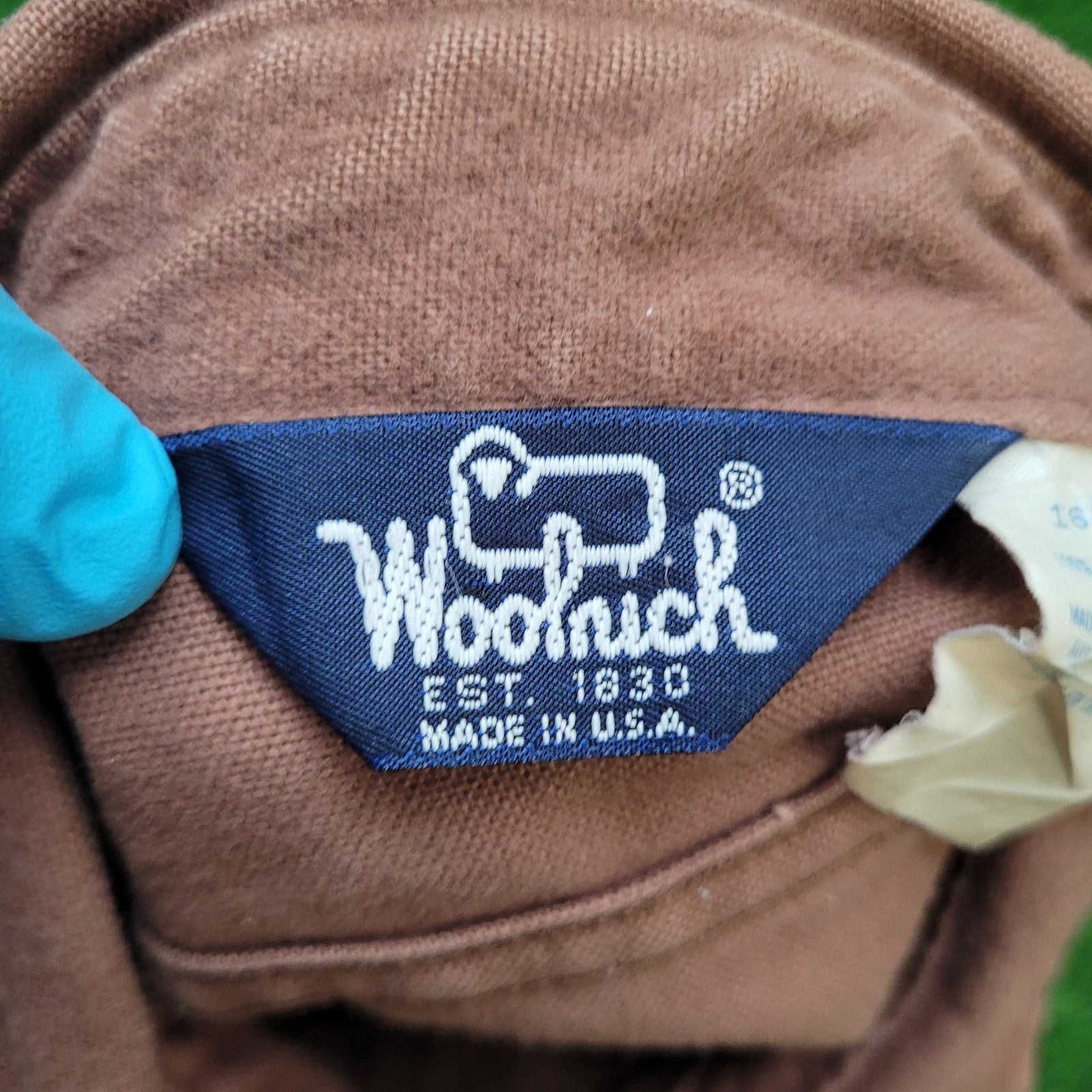 Woolrich Woolen Mills VTG 80s Woolrich USA Made Sleeveless Shirt L Vest Gorpcore Size US L / EU 52-54 / 3 - 9 Thumbnail