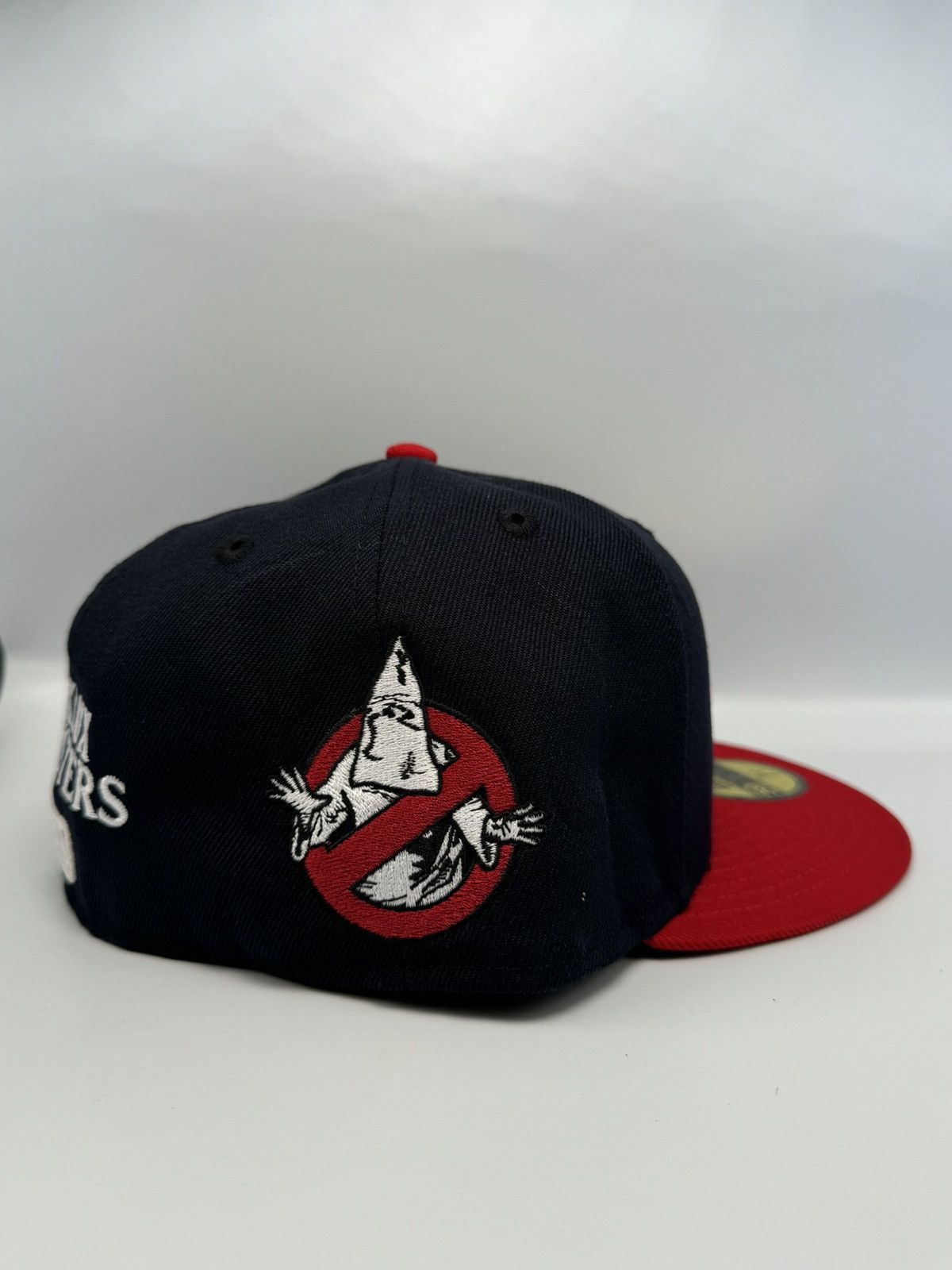 MLB × New Era × wckdthghts Wckdthghts Atlanta braves klux busters 7 3/8 fitted hat Size ONE SIZE - 4 Thumbnail
