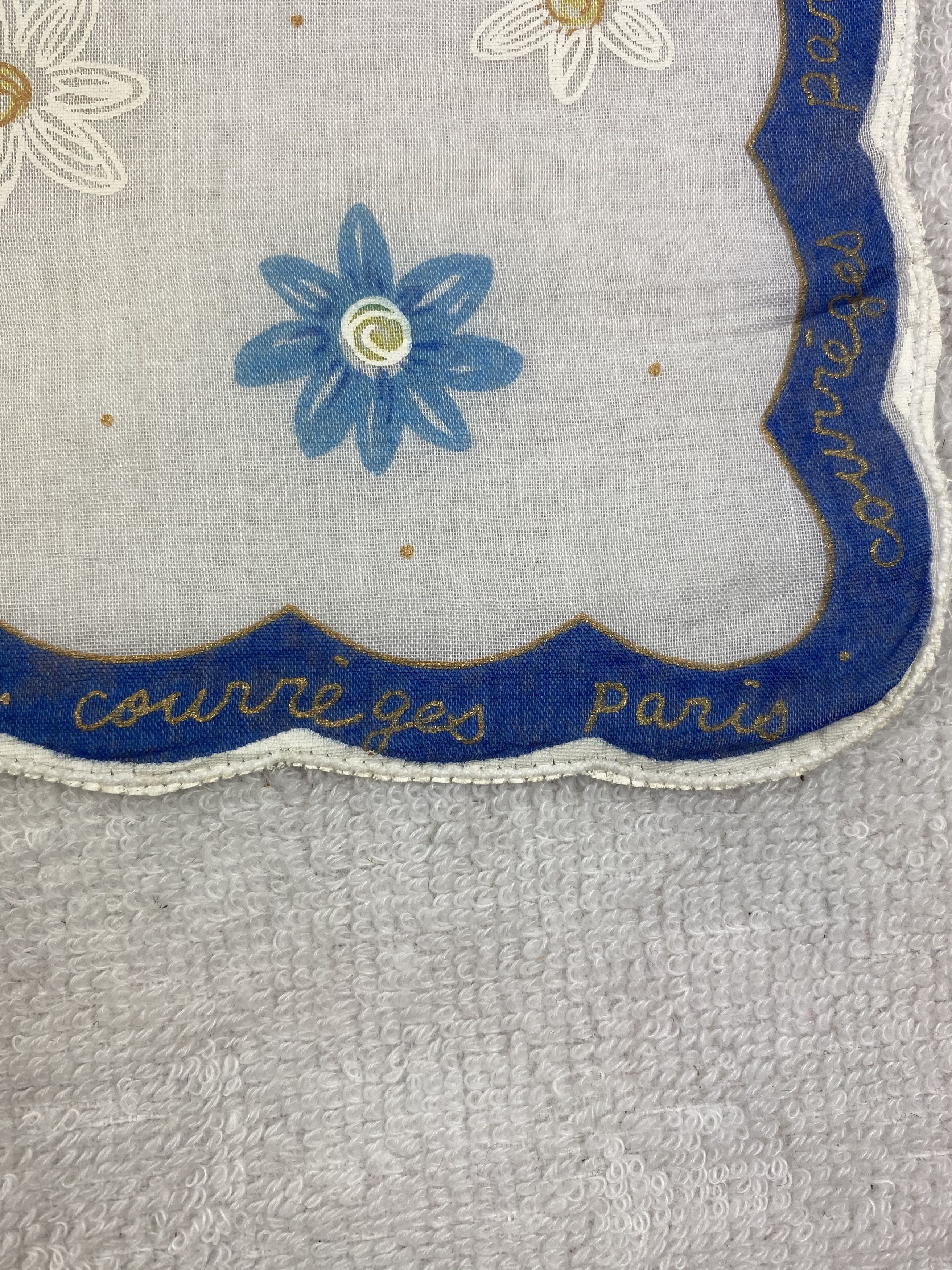 Courreges Courreges Handkerchief / Bandana / Neckerchief Size ONE SIZE - 5 Thumbnail