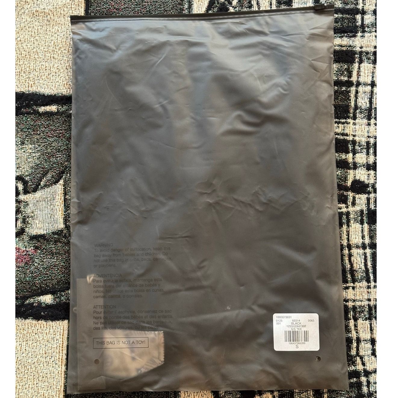 Fear of God Fear Of God Essentials S/S tee black sz S Size US S / EU 44-46 / 1 - 3 Thumbnail