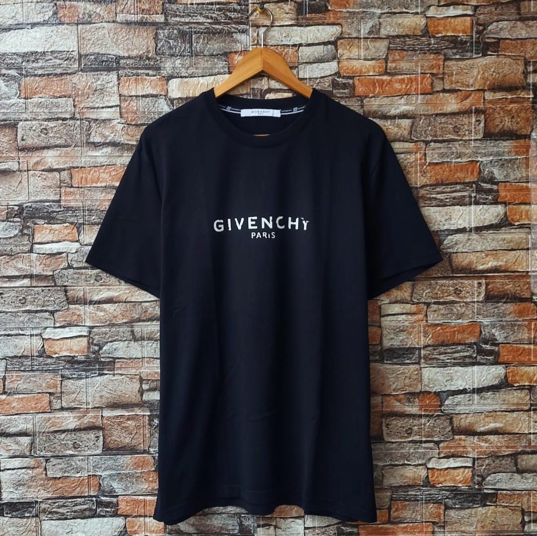 Givenchy GIVENCHY LOGO TSHIRT BLACK Size US XL / EU 56 / 4 - 1 Thumbnail