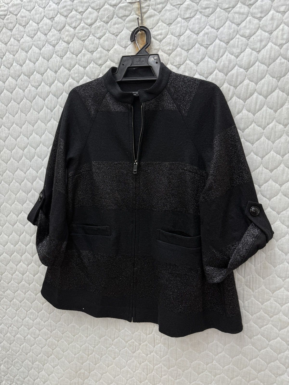 Burberry 🔥🔥🔥STEALS BURBERRY JACKET Size M / US 6-8 / IT 42-44 - 3 Thumbnail