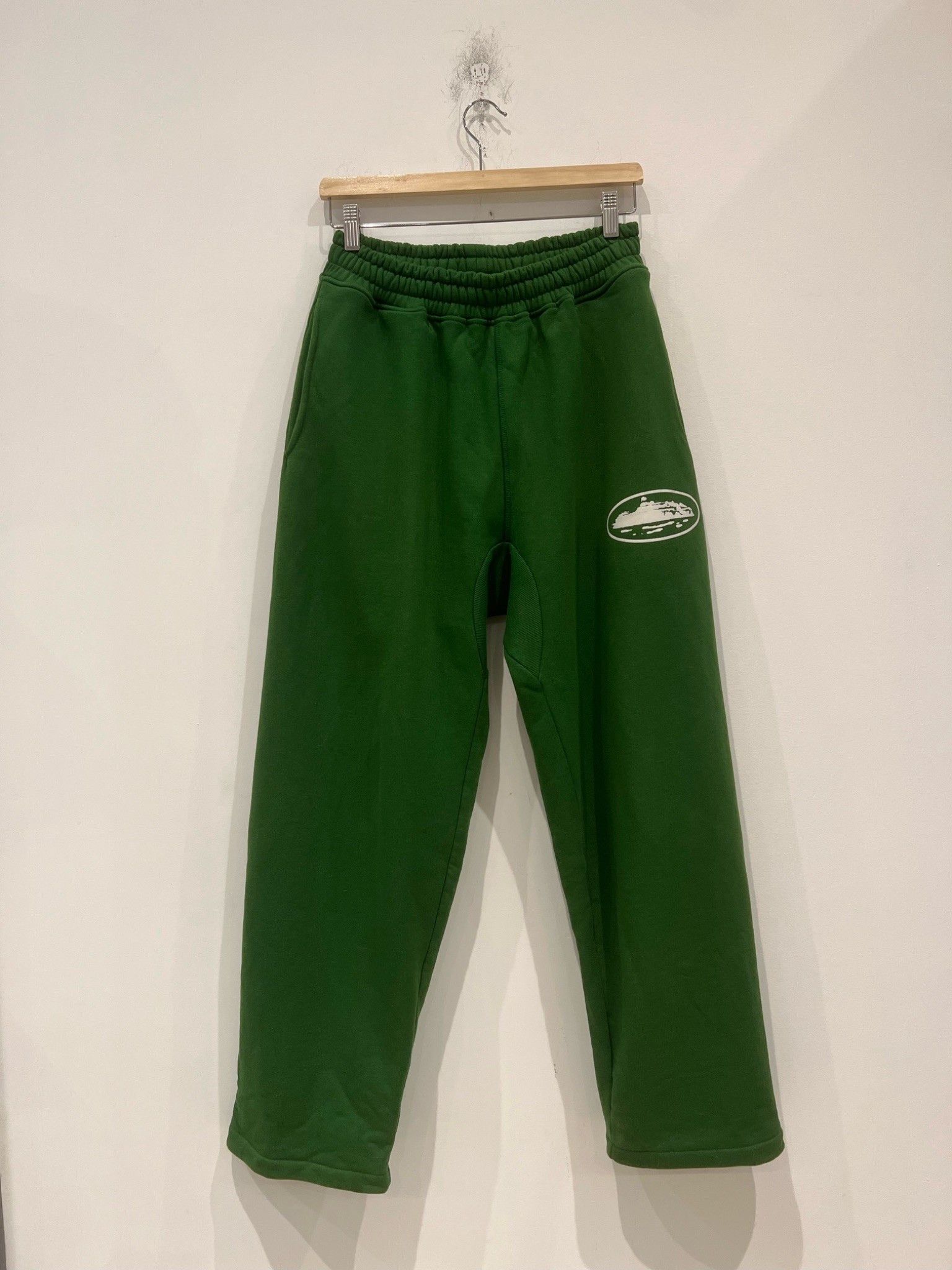 Corteiz Corteiz Island Puff Print Open Hem Sweatpant Green Size US 30 / EU 46 - 1 Thumbnail