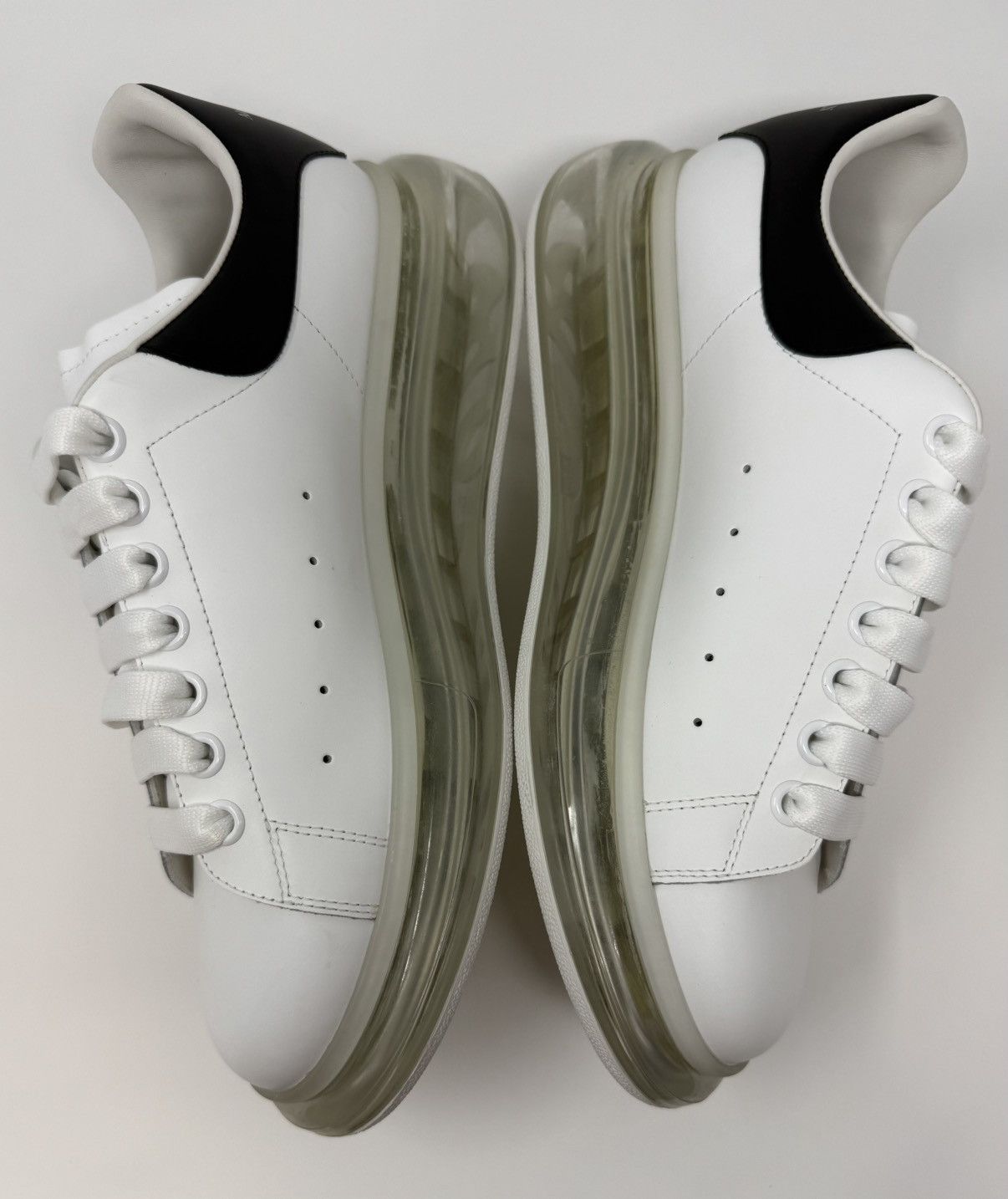 Alexander McQueen Alexander McQueen Oversized Clear Sole Sneaker Size US 9.5 / EU 42-43 - 4 Thumbnail