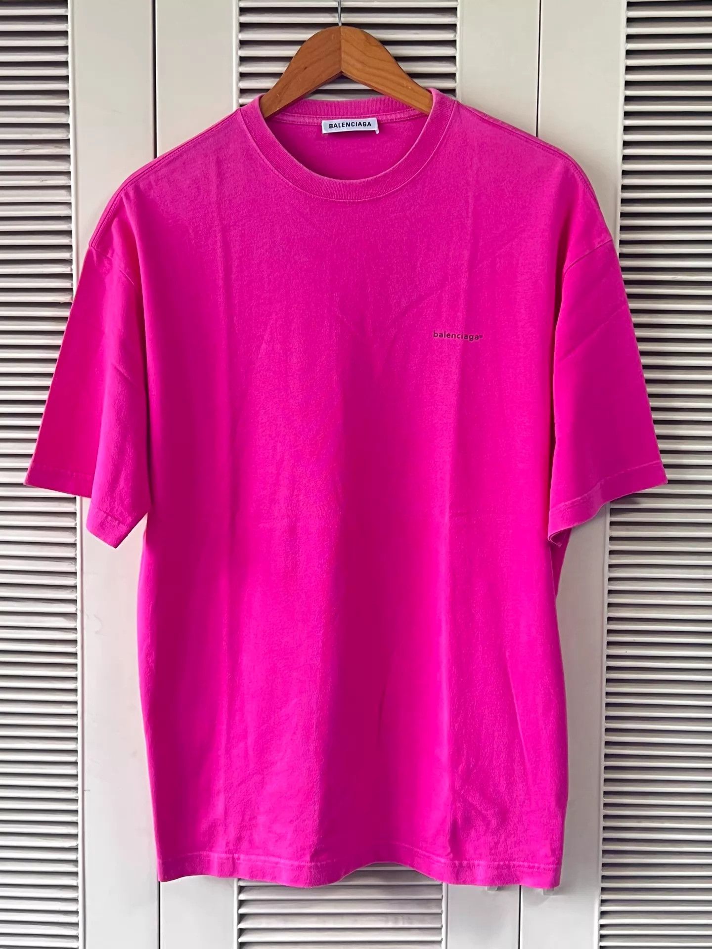 Balenciaga Balenciaga Pink Short-Sleeve T-shirt S Oversized Small Logo Size US S / EU 44-46 / 1 - 1 Thumbnail