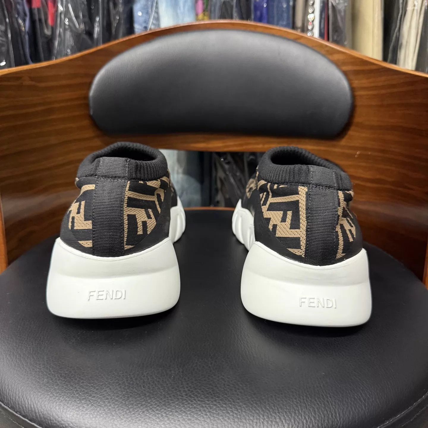 Fendi Fendi FF print casual sneakers US9/43 2x worn mint Size US 10 / EU 43 - 3 Thumbnail