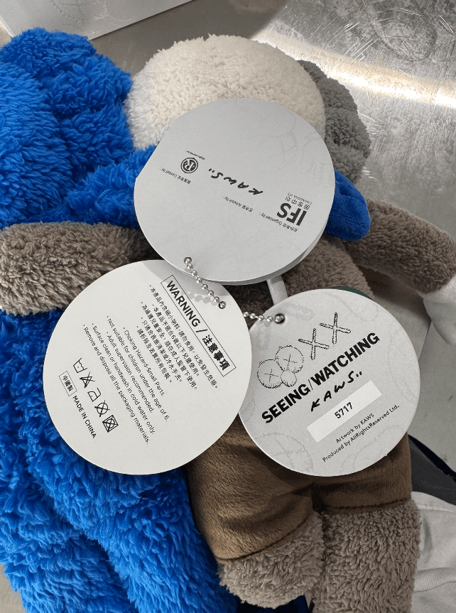 Kaws KAWS Seeing/Watching Companion & Blue BFF Plush Size ONE SIZE - 3 Thumbnail