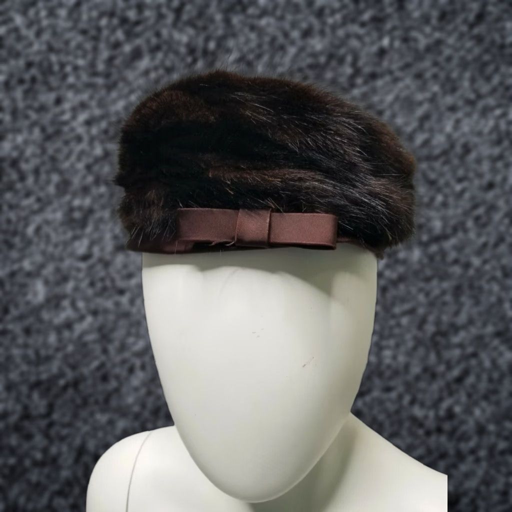Vintage Vintage Union Made Pillbox Hat 1950s Brown Mink Fur Satin 22 Size ONE SIZE - 1 Thumbnail