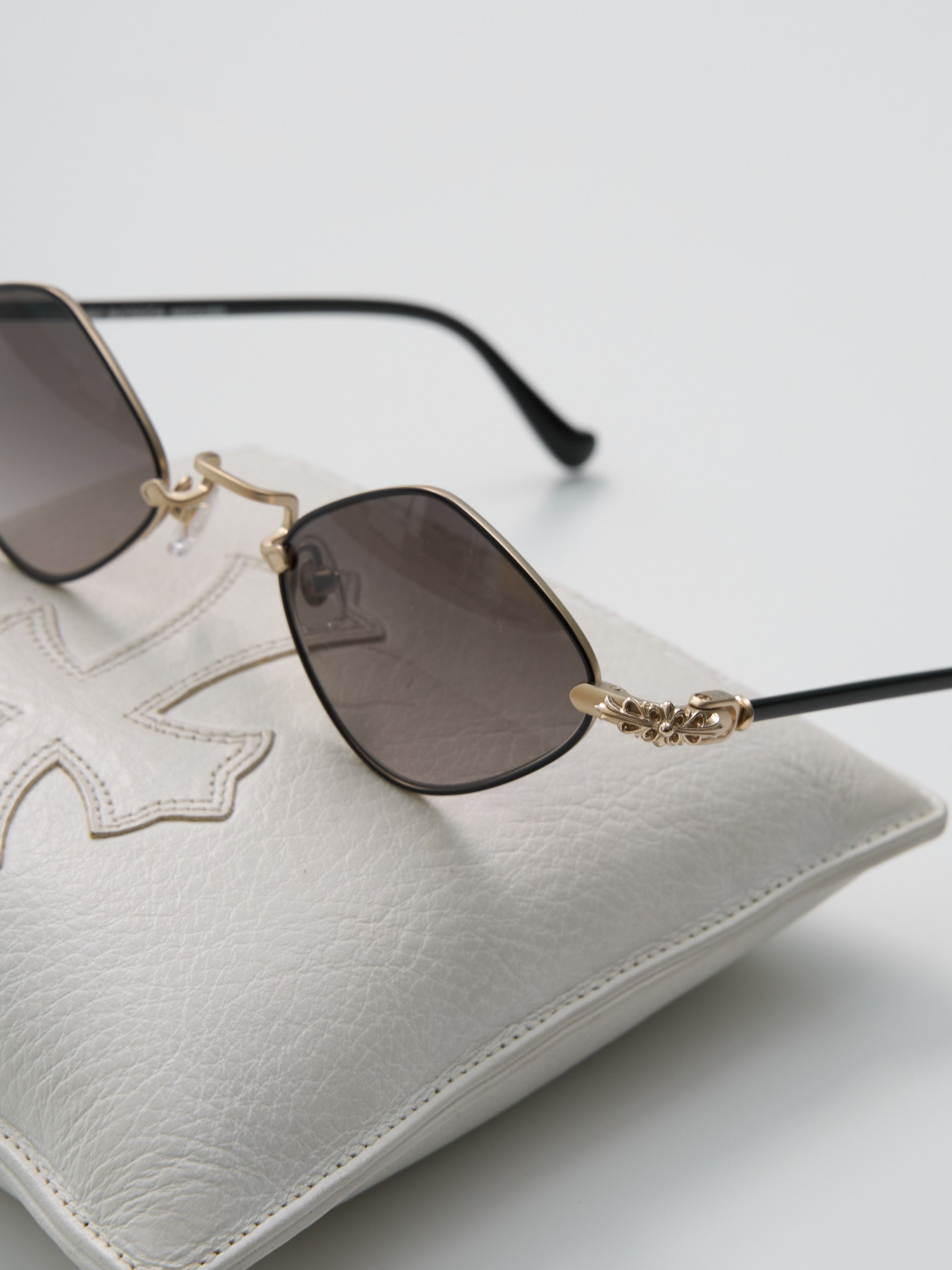 Chrome Hearts CHROME HEARTS DIAMOND DOG Matte Black/Matte Gold PlatedBlack Size ONE SIZE - 2 Thumbnail