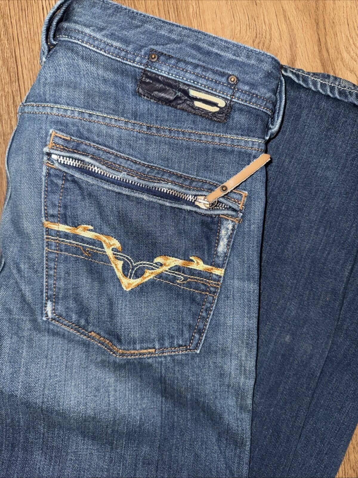 Diesel RARE ITALY Men's DIESEL YARIK STRAIGHT Jeans 28x32 Fit 30x32 Size US 30 / EU 46 - 12 Thumbnail