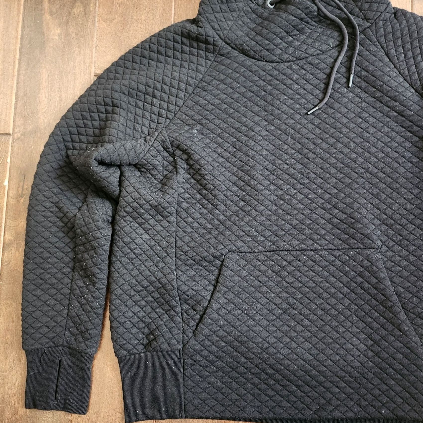 tentree Green Tea Sweatshirt Black Quilted Long Sleeve Pullover M Women Adults Medium Oversized Knit Flier? Size M / US 6-8 / IT 42-44 - 2 Thumbnail
