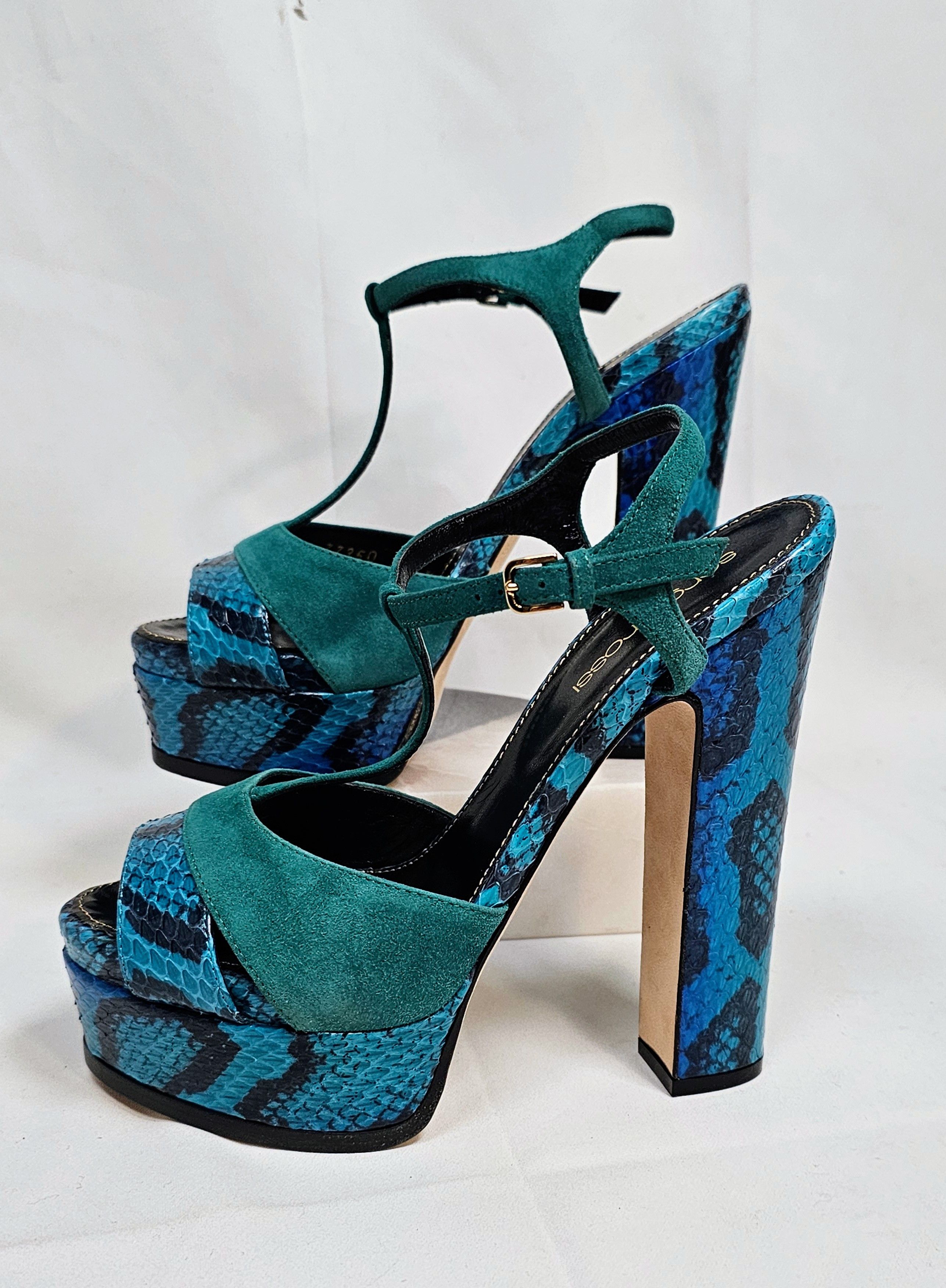 Sergio Rossi Sergio Rossi Elaphe Suede Python Leather Platforms Size 5.5 Size US 5.5 / IT 35.5 - 3 Thumbnail