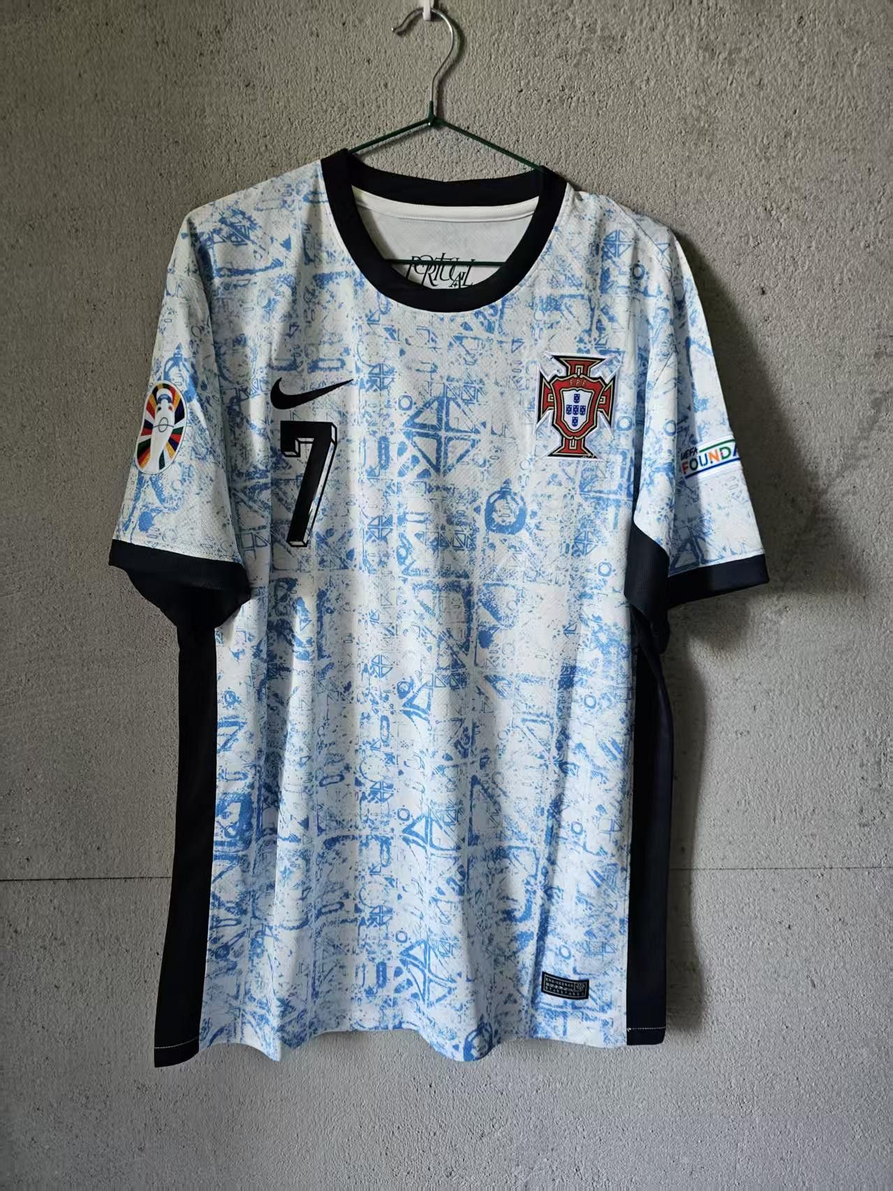 Other 2024 Euro Portugal #7 C Ronaldo Jersey Size US S / EU 44-46 / 1 - 1 Thumbnail
