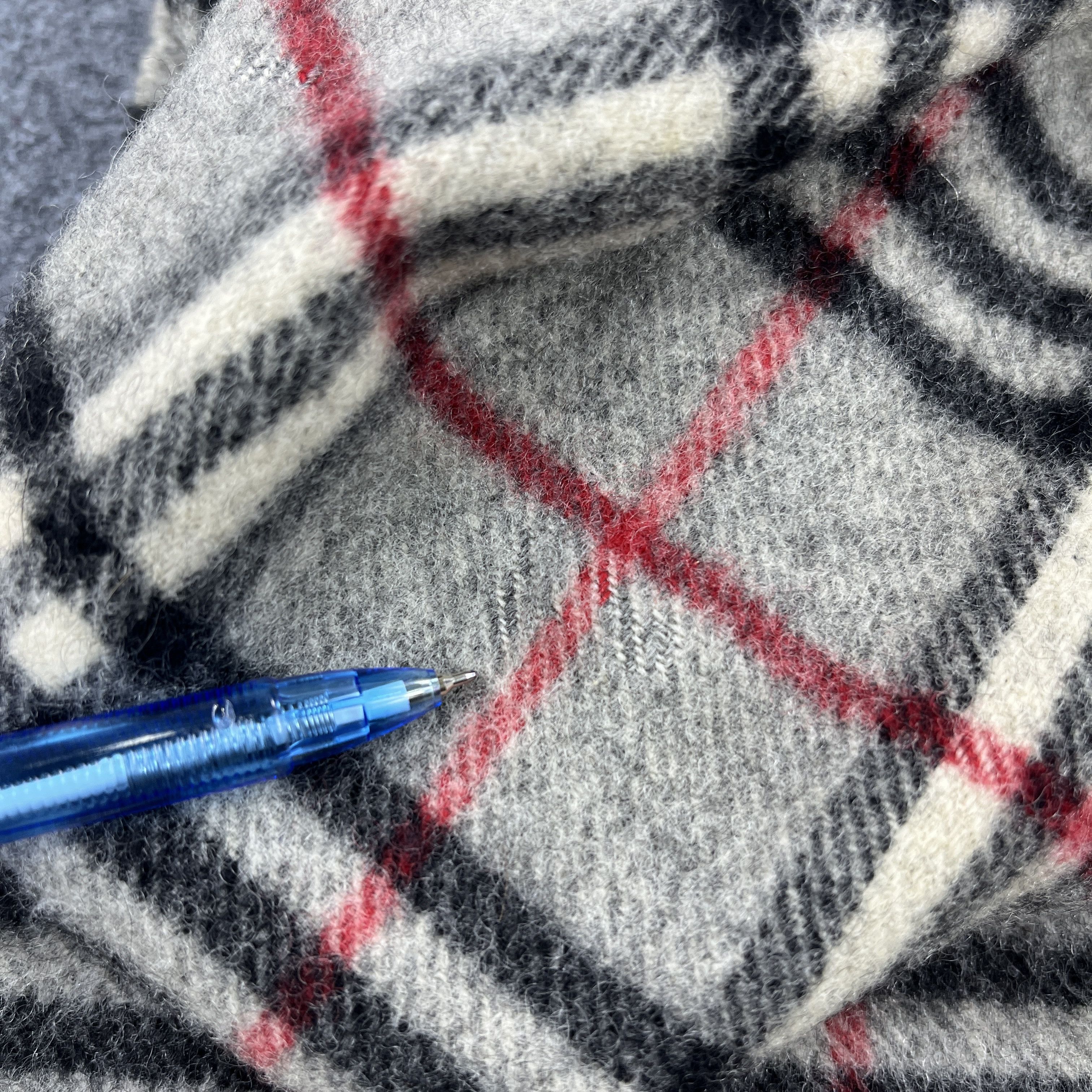 Burberry × Vintage Vintage Burberry Scarf / Muffler / Neckwear T1144 Size ONE SIZE - 8 Thumbnail