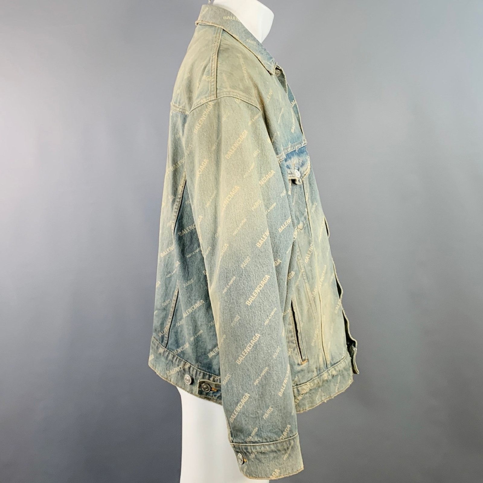 Balenciaga BALENCIAGA Blue White Monogram Cotton Denim Oversized Jacket Size US S / EU 44-46 / 1 - 3 Thumbnail
