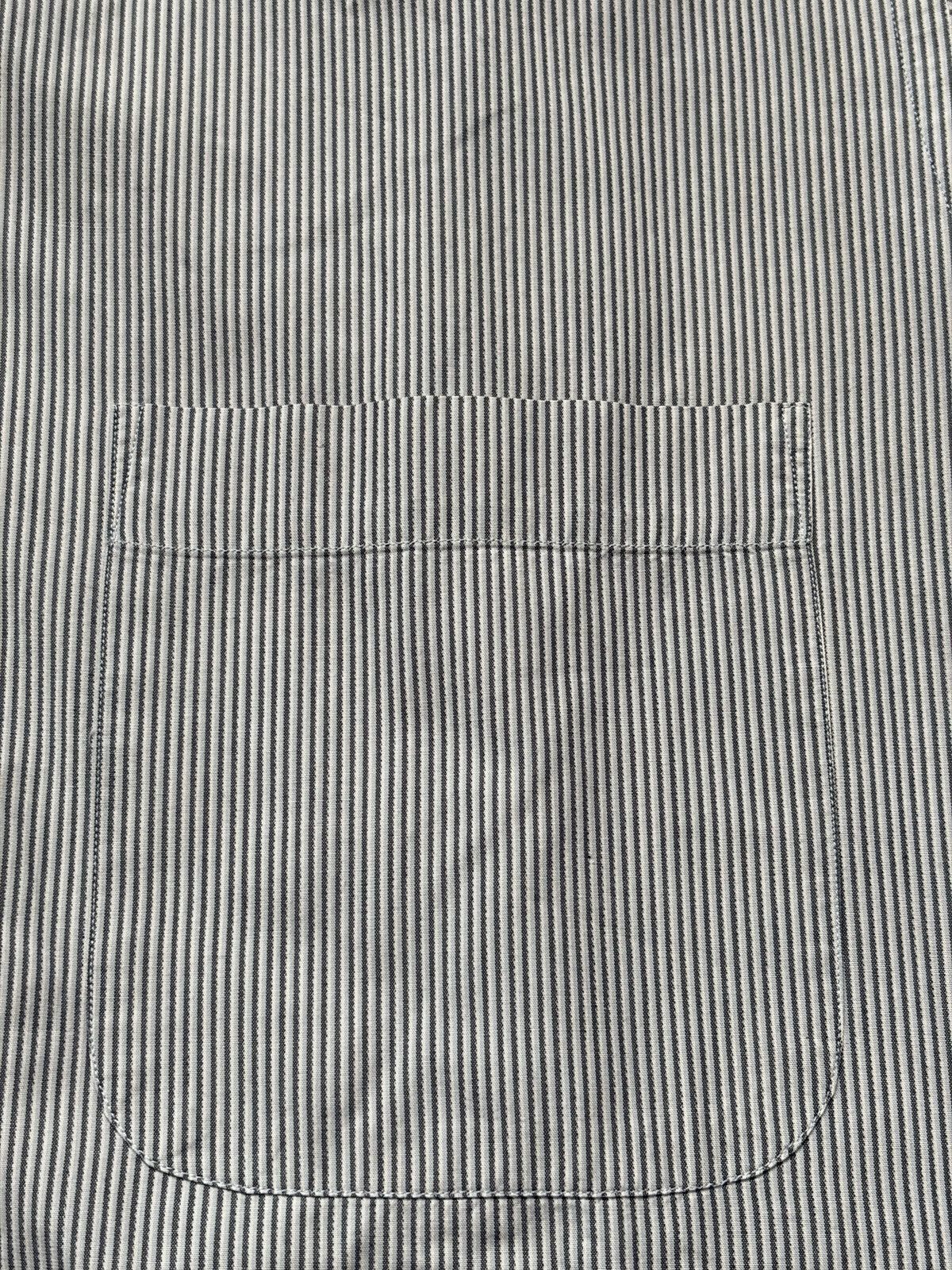 Giorgio Armani Giorgio Armani Pinstripe White Gray Shirt Size US L / EU 52-54 / 3 - 5 Thumbnail