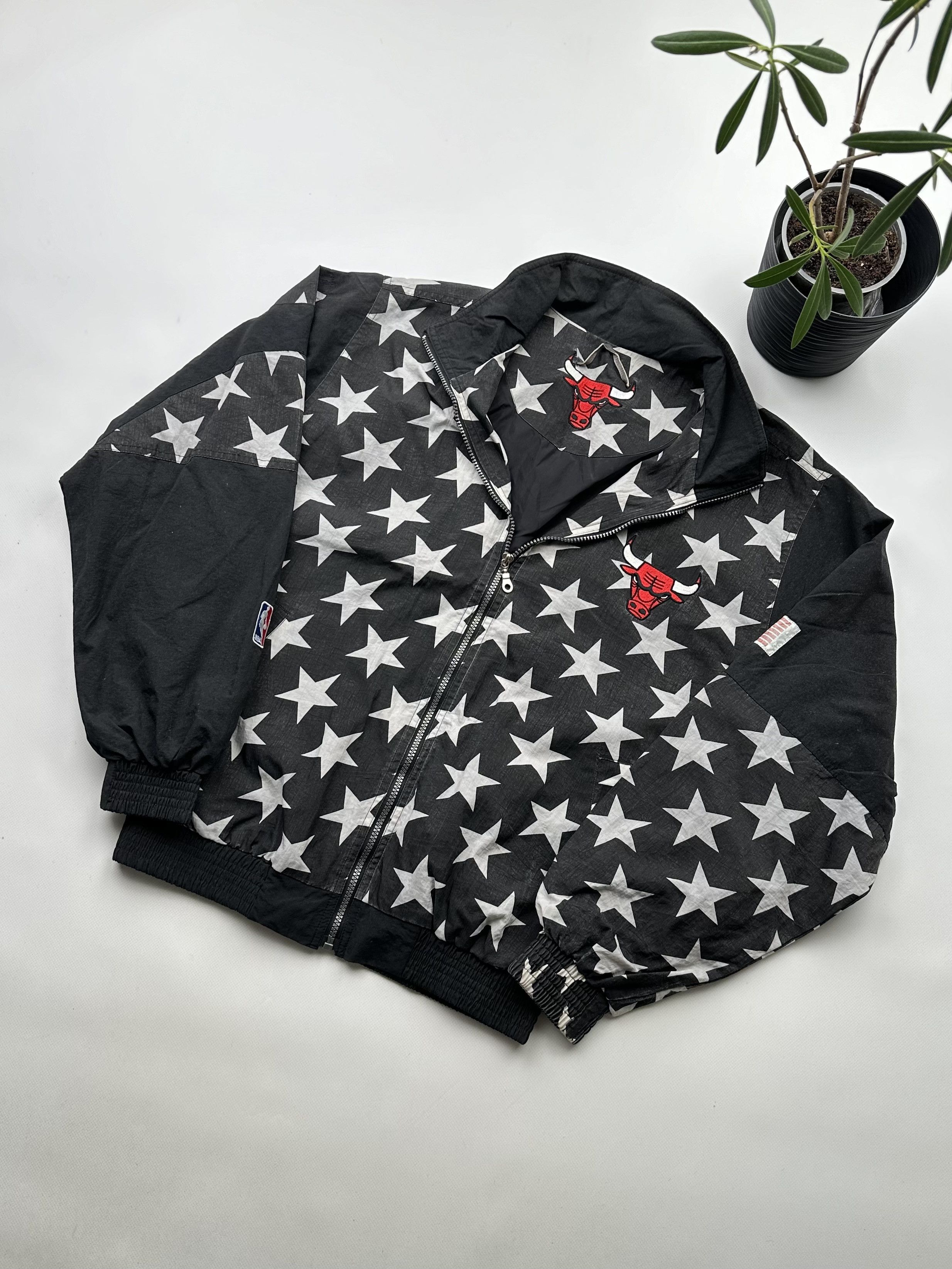 NBA Chicago Bulls NBA Vintage Jacket (381) Size US S / EU 44-46 / 1 - 1 Thumbnail