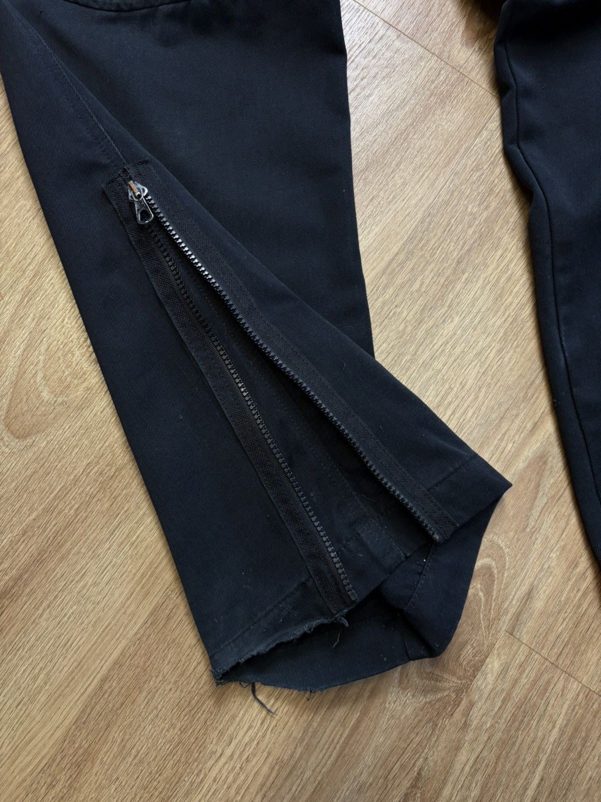 Energie Vintage Energie 2000s Embroidered Cargo Trousers (33x30) Size US 33 - 8 Thumbnail
