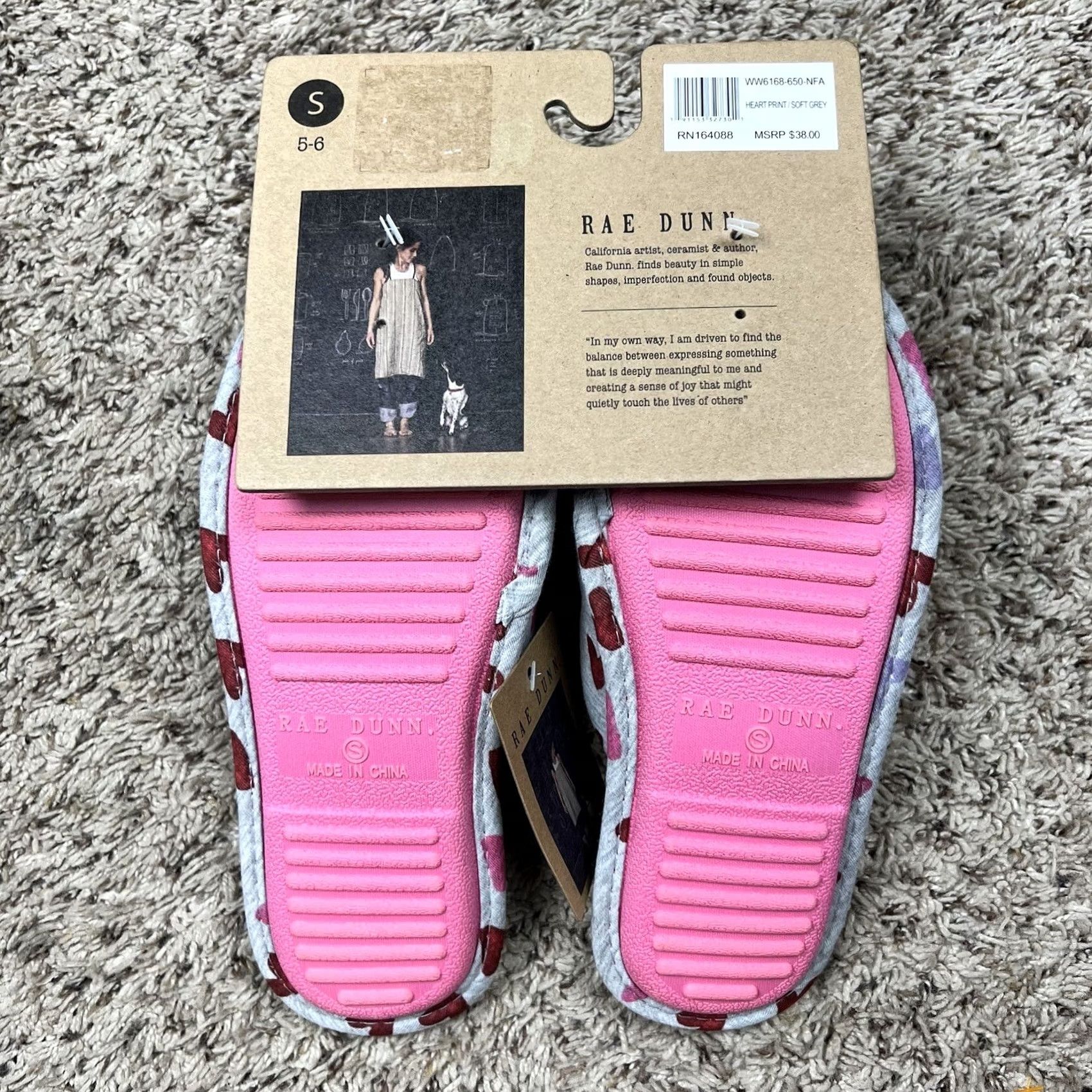 Vintage Rae Dunn Women Slippers Small 5-6 Pink Red Hearts Love Amor Valentines Size ONE SIZE - 4 Thumbnail