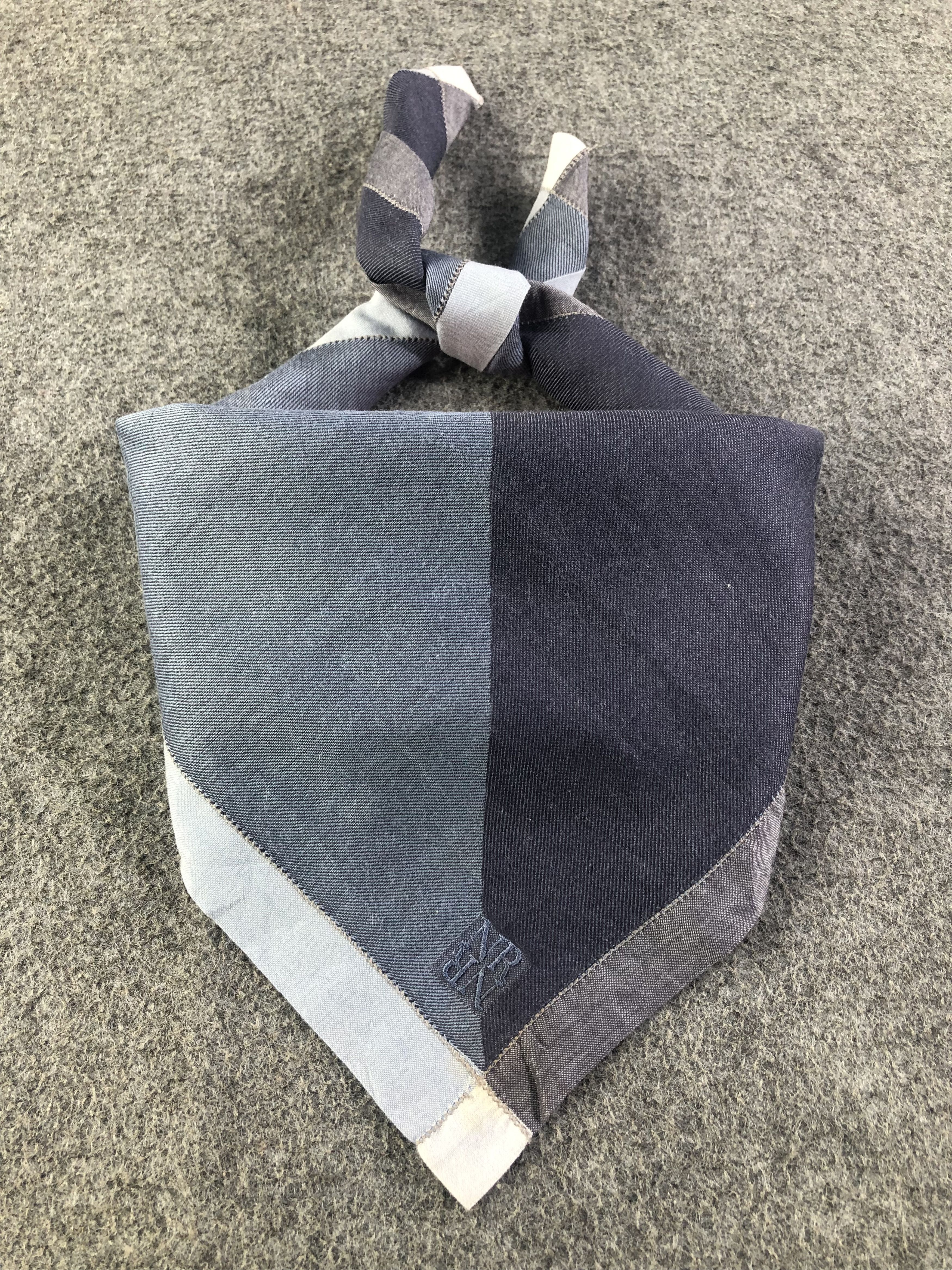 Nina Ricci × Vintage Nina Ricci Handkerchief / Bandana / Neckerchief Size ONE SIZE - 1 Thumbnail