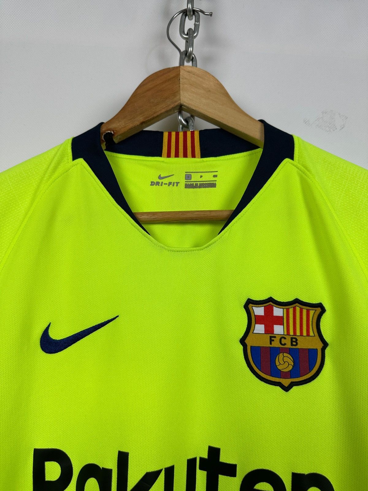 Nike 2018/19 Nike Barcelona Away Soccer Jersey Size US S / EU 44-46 / 1 - 6 Thumbnail