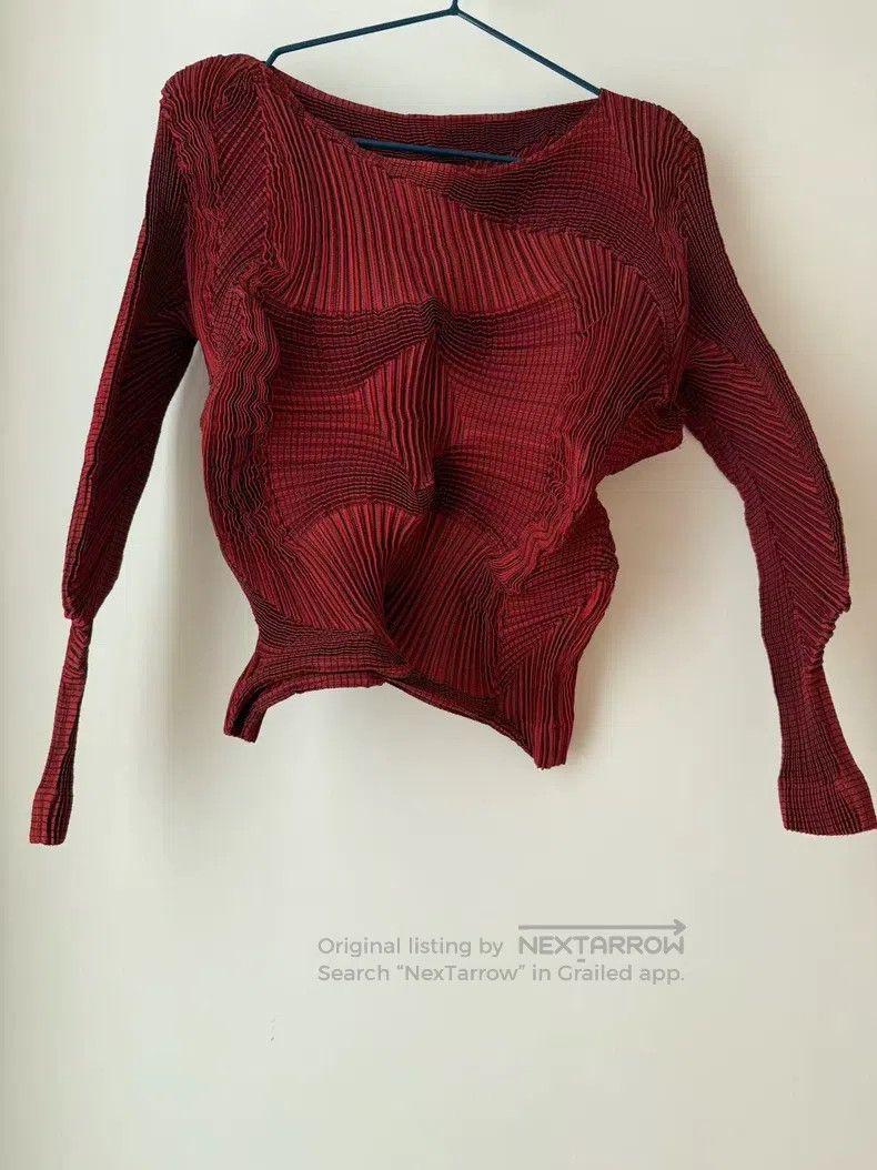Issey Miyake Issey Miyake Red Bud Pullover Top Size S / US 4 / IT 40 - 2 Thumbnail