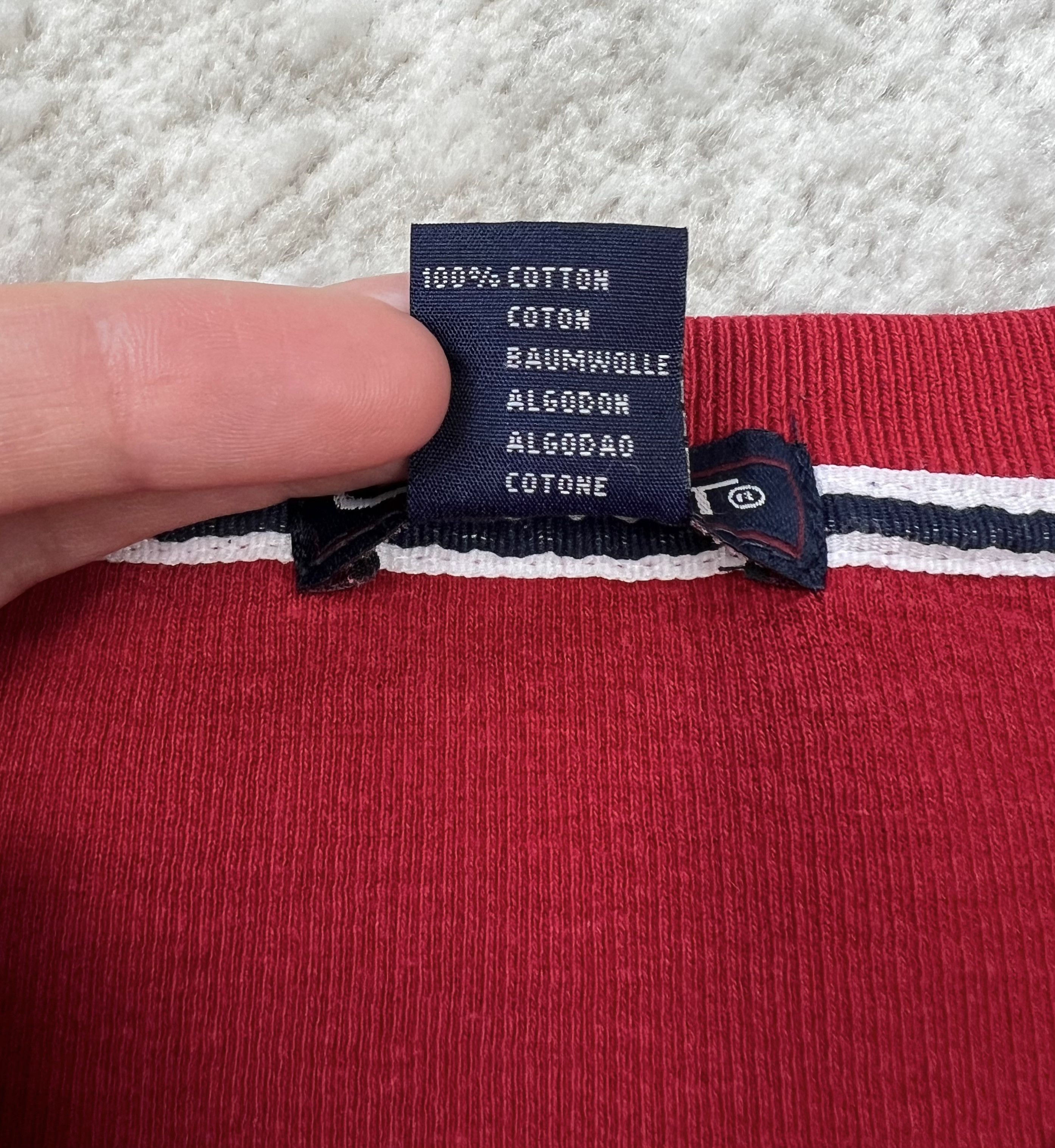 Gant × Vintage Vintage GANT V-Neck Cotton Sweater Red – 2000s – Size L Size US L / EU 52-54 / 3 - 14 Thumbnail