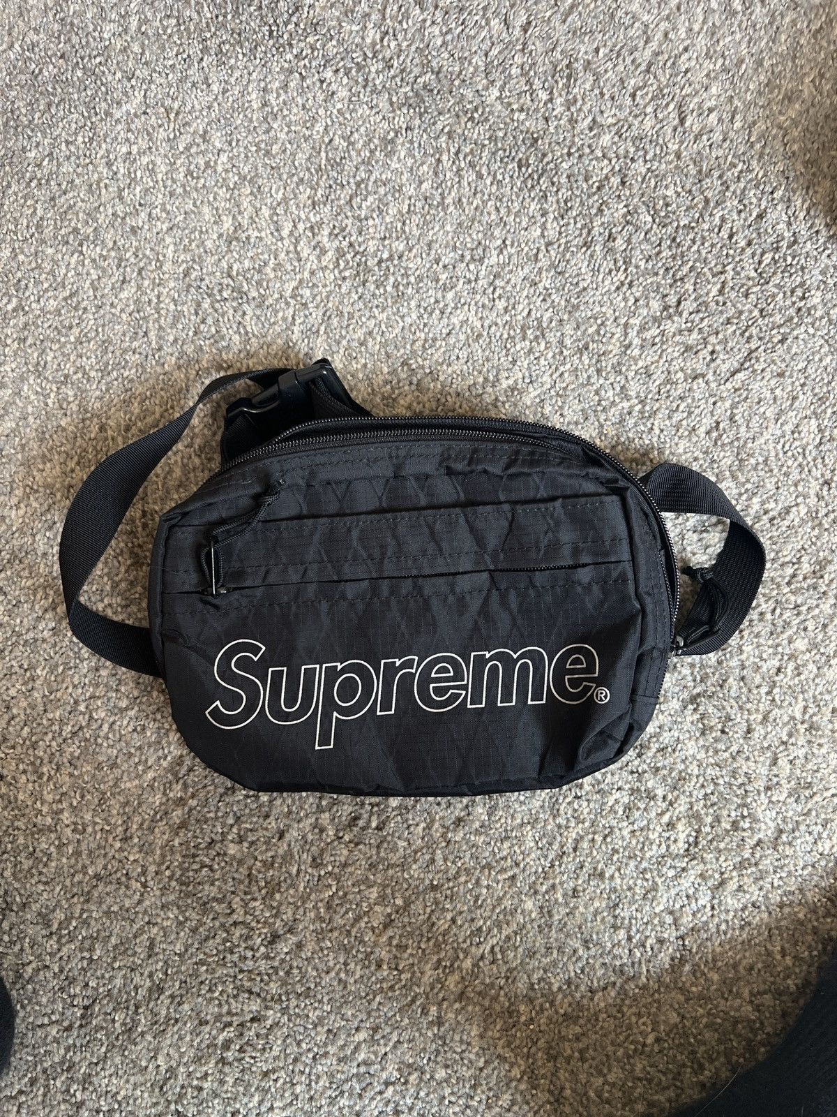 Supreme Supreme FW18 shoulder bag Size ONE SIZE - 1 Thumbnail