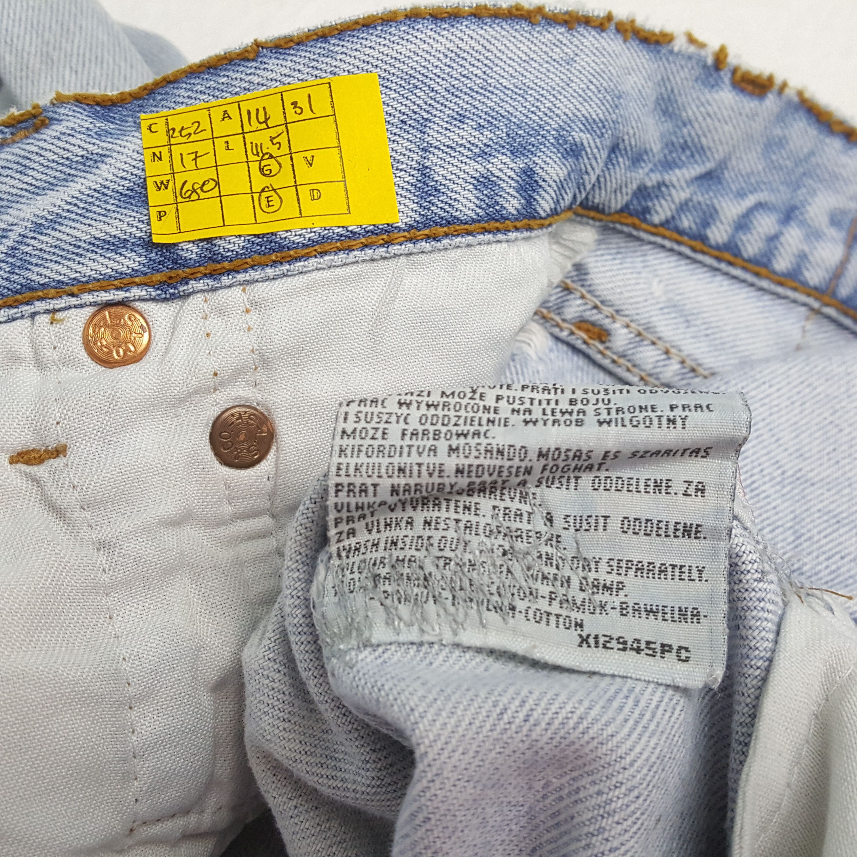 Levi's × Levi's Vintage Clothing × Vintage Vintage LEVI'S Kurt Cobain Distressed Patchwork Style Jeans Size US 28 / EU 44 - 13 Thumbnail