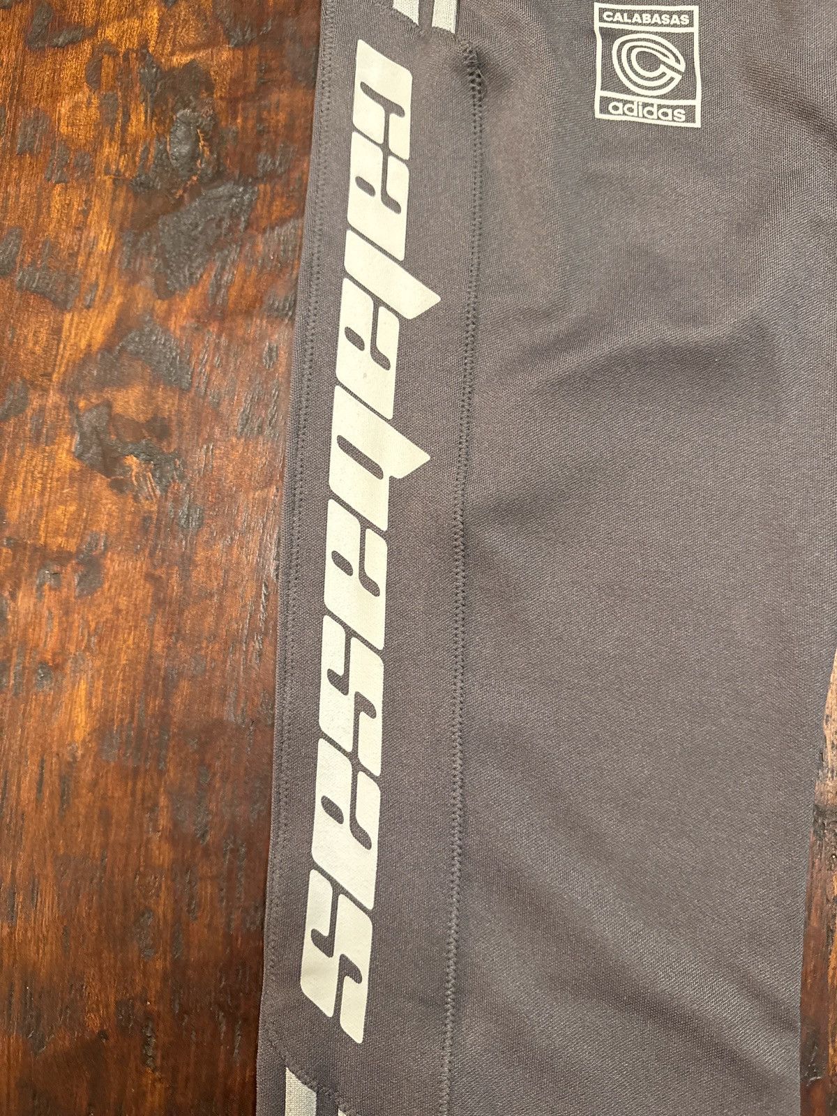 Adidas × Kanye West Yeezy Calabasas Adidas Sweatpants Size US 28 / EU 44 - 2 Thumbnail