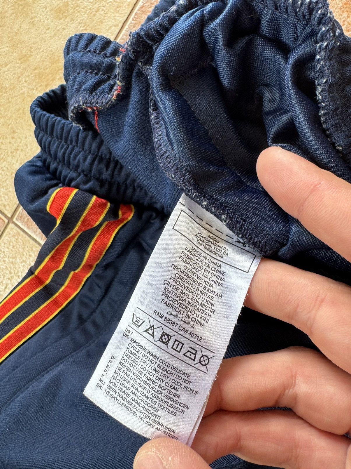 Adidas Arsenal 2021-2022 Adidas Soccer Track Pants Football Jersey Size US 32 / EU 48 - 13 Thumbnail