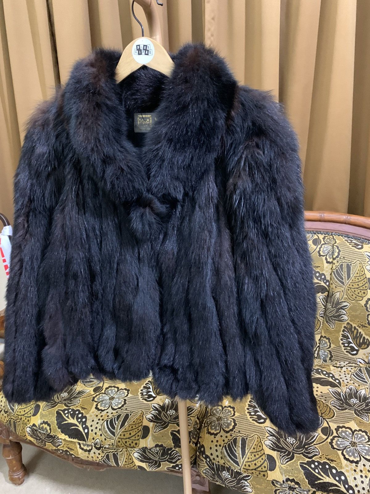 Sagafurs VINTAGE SAGA FOX FUR JACKET Size US L / EU 52-54 / 3 - 2 Thumbnail