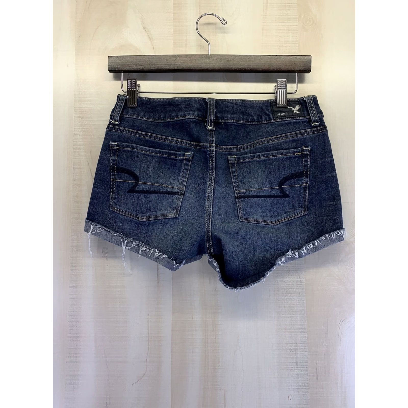American Eagle Outfitters American Eagle Outfitters Super Stretch Shortie Womens Size 4 Cuffed Denim Jean Shorts-6544 Blue 5-Pocket Design Casual Beach Walking Womens Shoes? Size 27" / US 4 / IT 40 - 6 Thumbnail