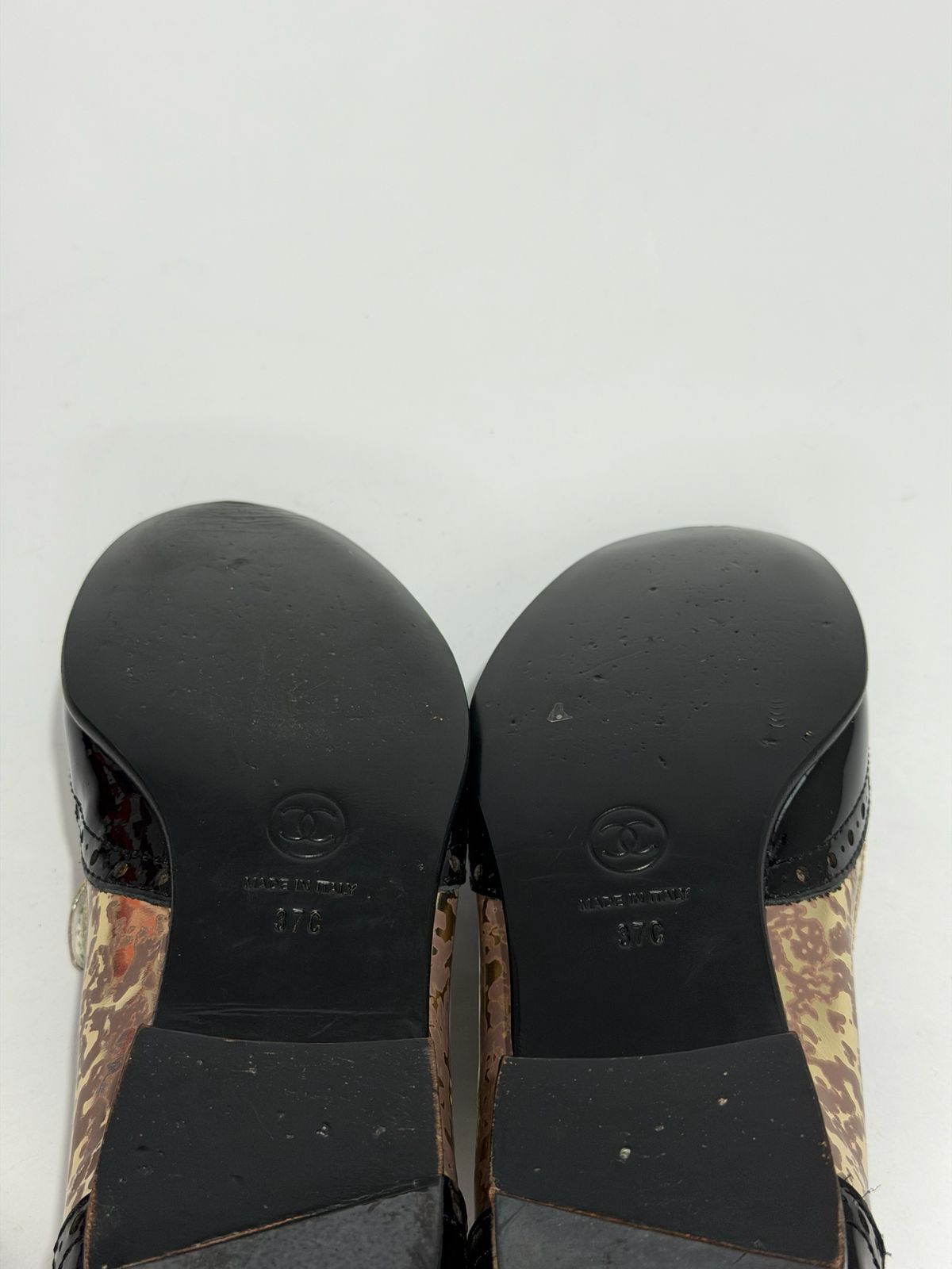 Chanel Chanel Metallic Gold & Black Cap-Toe Loafers Brogue 37EU Size US 7 / IT 37 - 5 Thumbnail