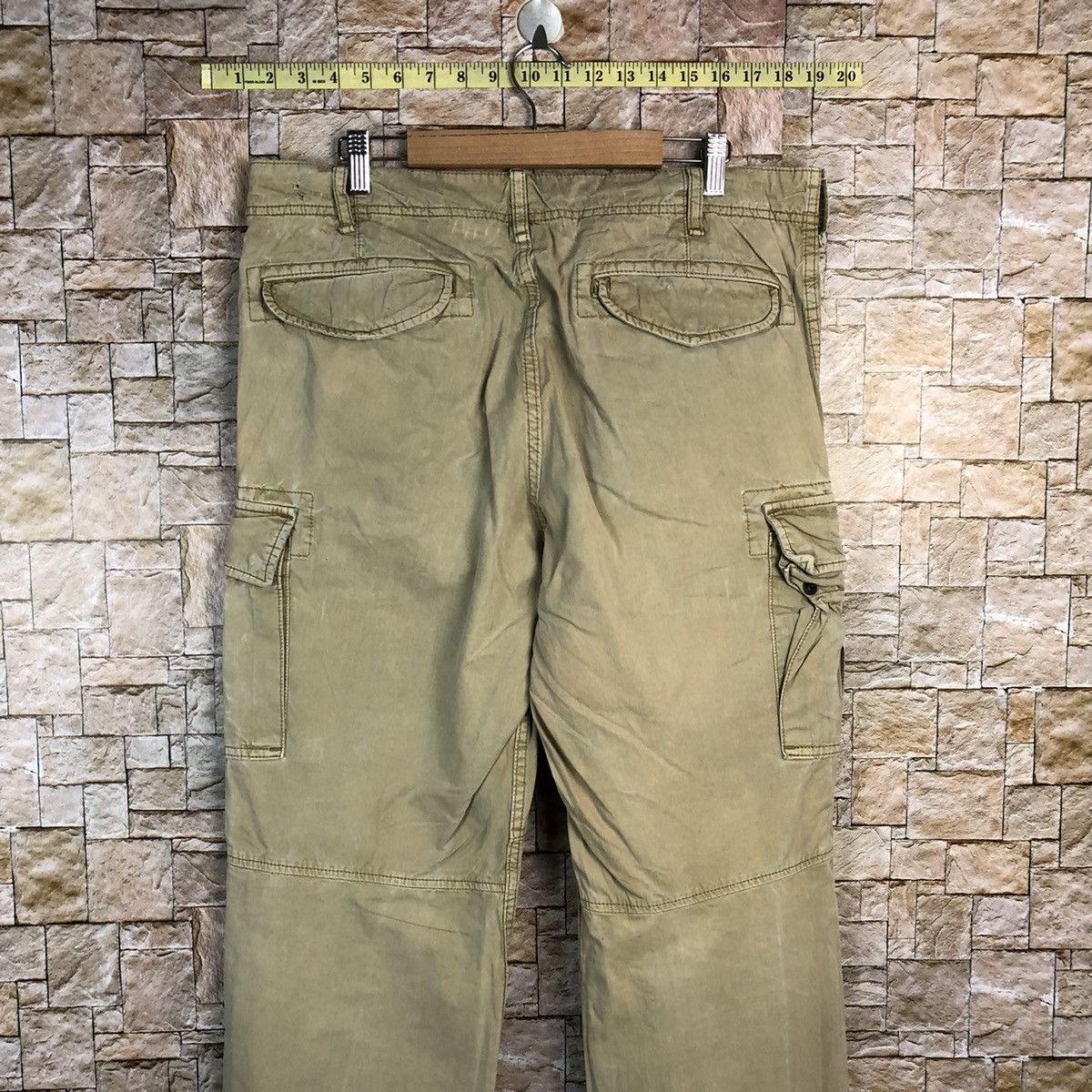 Uniqlo Uniqlo japan tactical utility Cargo Multipocket Pants #A727 Size US 33 - 17 Thumbnail