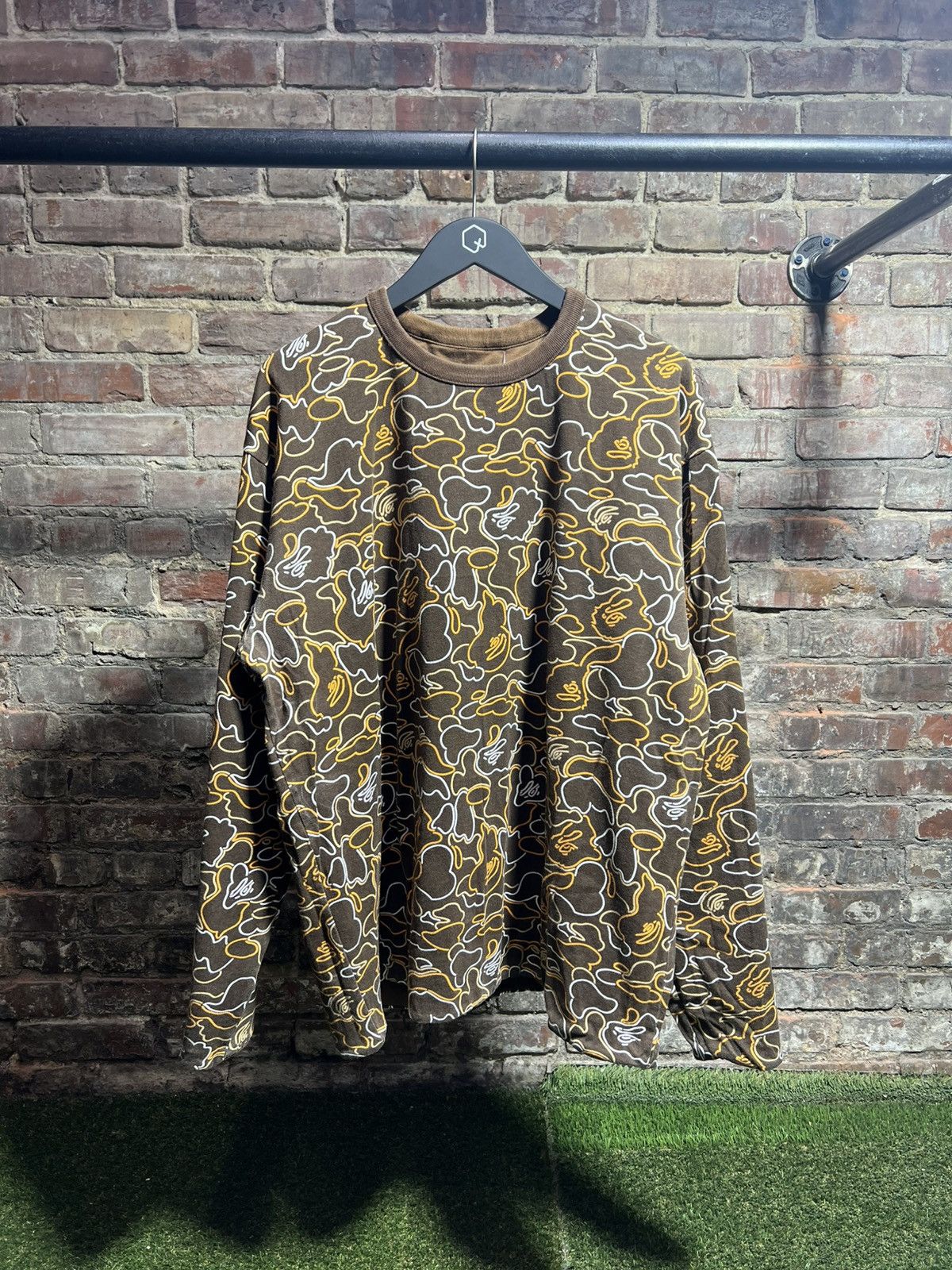 Bape 2000’s Bape Brown Reversible Longsleeve Size US XL / EU 56 / 4 - 3 Thumbnail