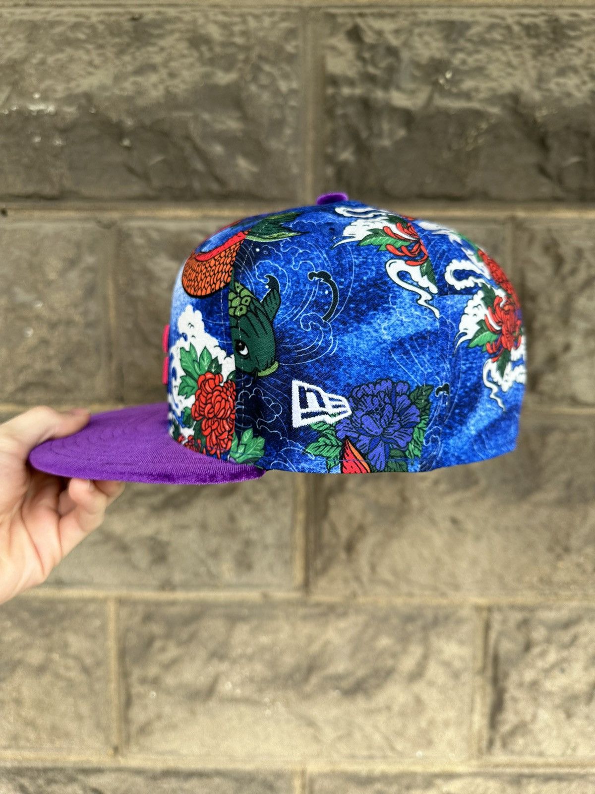 MLB × New Era × Supreme 7 3/8 Colorado Rockies 25th Anniversary Koi Pond Rockwell Size ONE SIZE - 7 Thumbnail