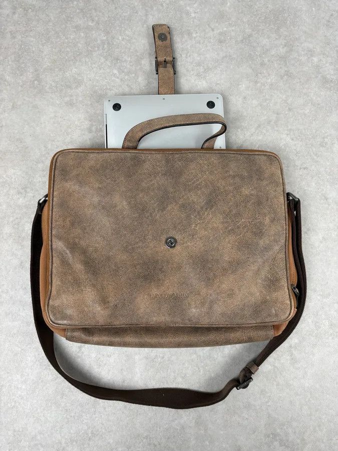 Emporio Armani Emporio Armani Grey Leather Shoulder Bag Size ONE SIZE - 8 Thumbnail