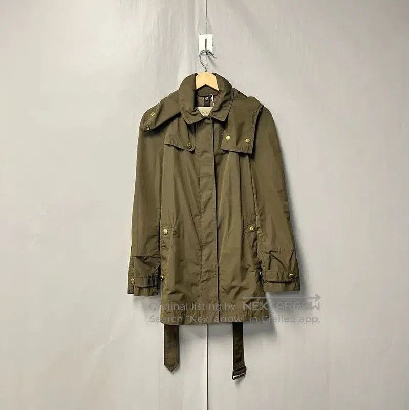 Burberry Burberry Military Green Cotton Women's Trench Coat. Size M / US 6-8 / IT 42-44 - 1 Thumbnail