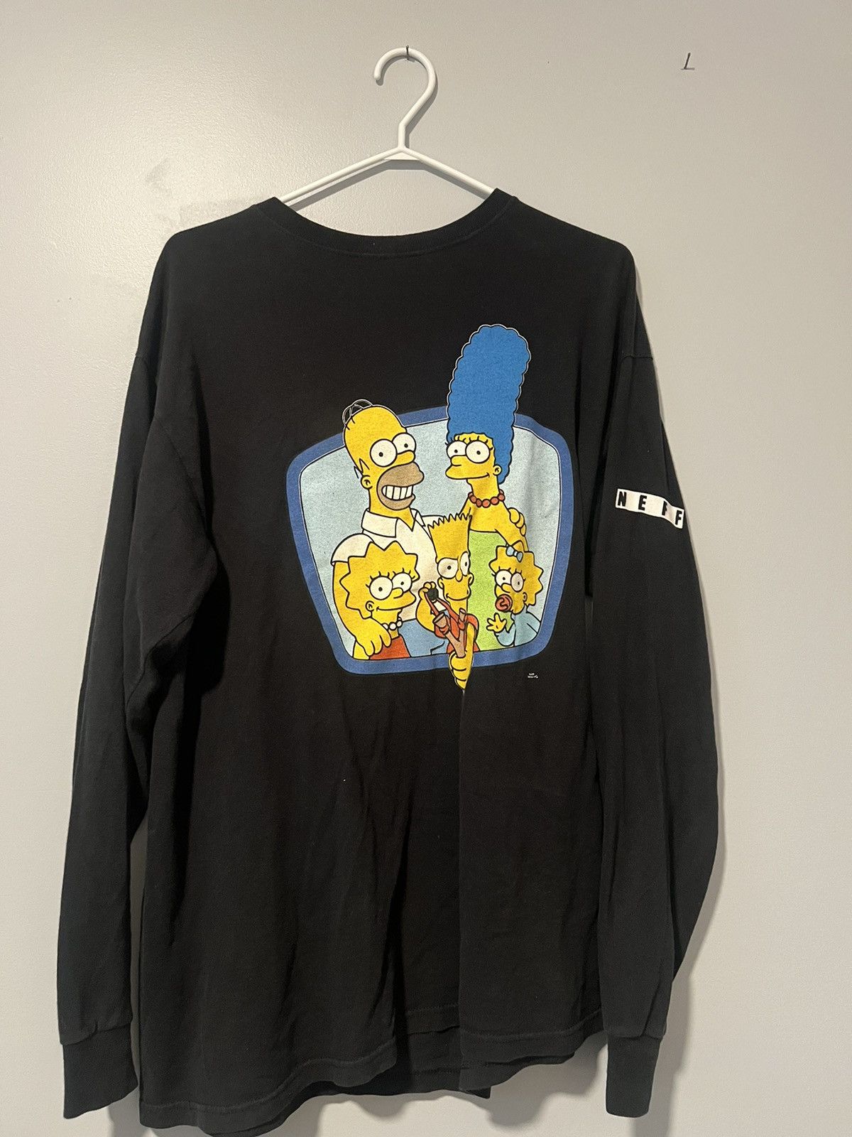 NEFF Neff X The Simpsons collab long sleeve shirt Size US L / EU 52-54 / 3 - 1 Thumbnail