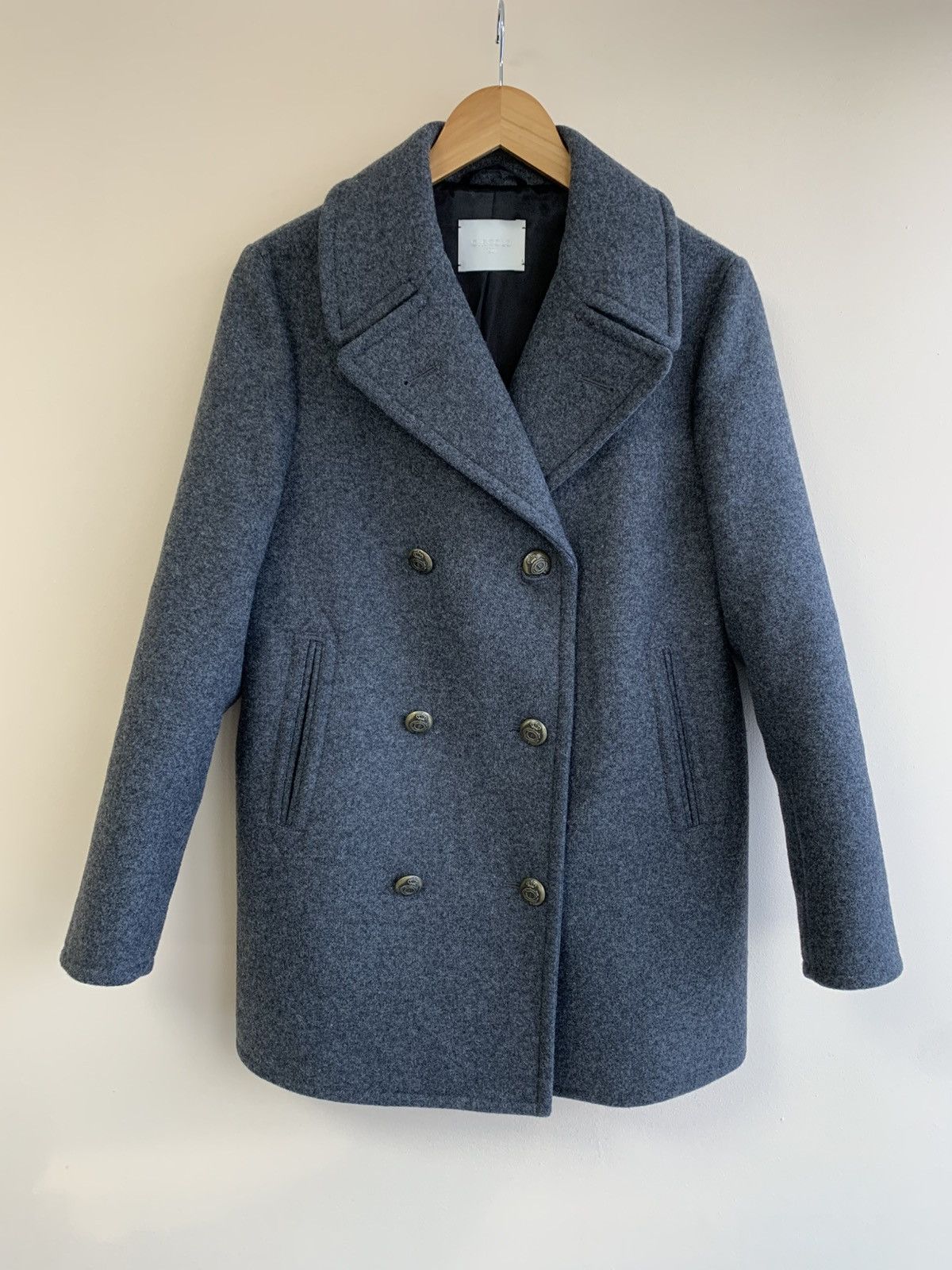Circolo 1901 Circolo 1901 Double-Breasted Grey Wool Jacket Women Size M / US 6-8 / IT 42-44 - 1 Thumbnail