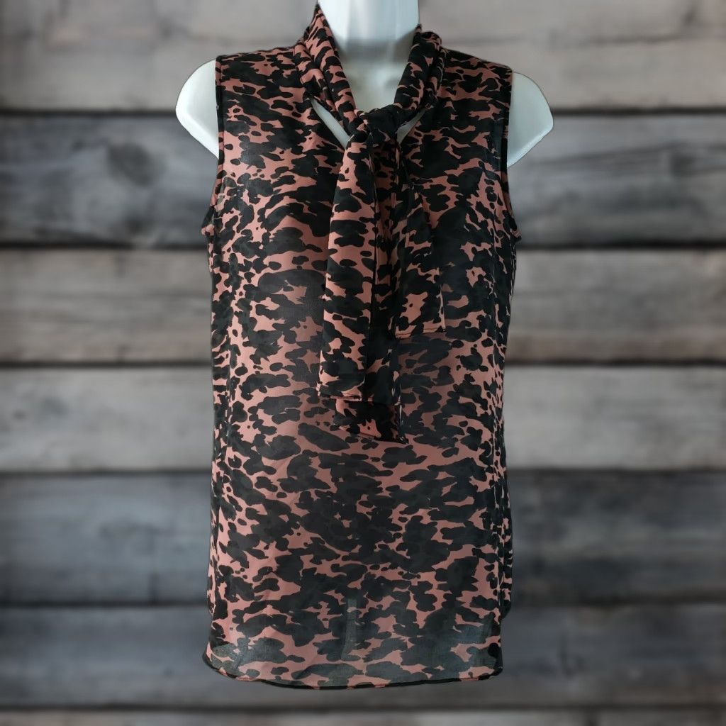 Vintage CAbi 3075 Blouse Womens XS Black Pink Sleeveless Neck Tie 9 to 5 Shirt Chiffon Polyester VINTAGE No Size XS / US 0-2 / IT 36-38 - 1 Thumbnail