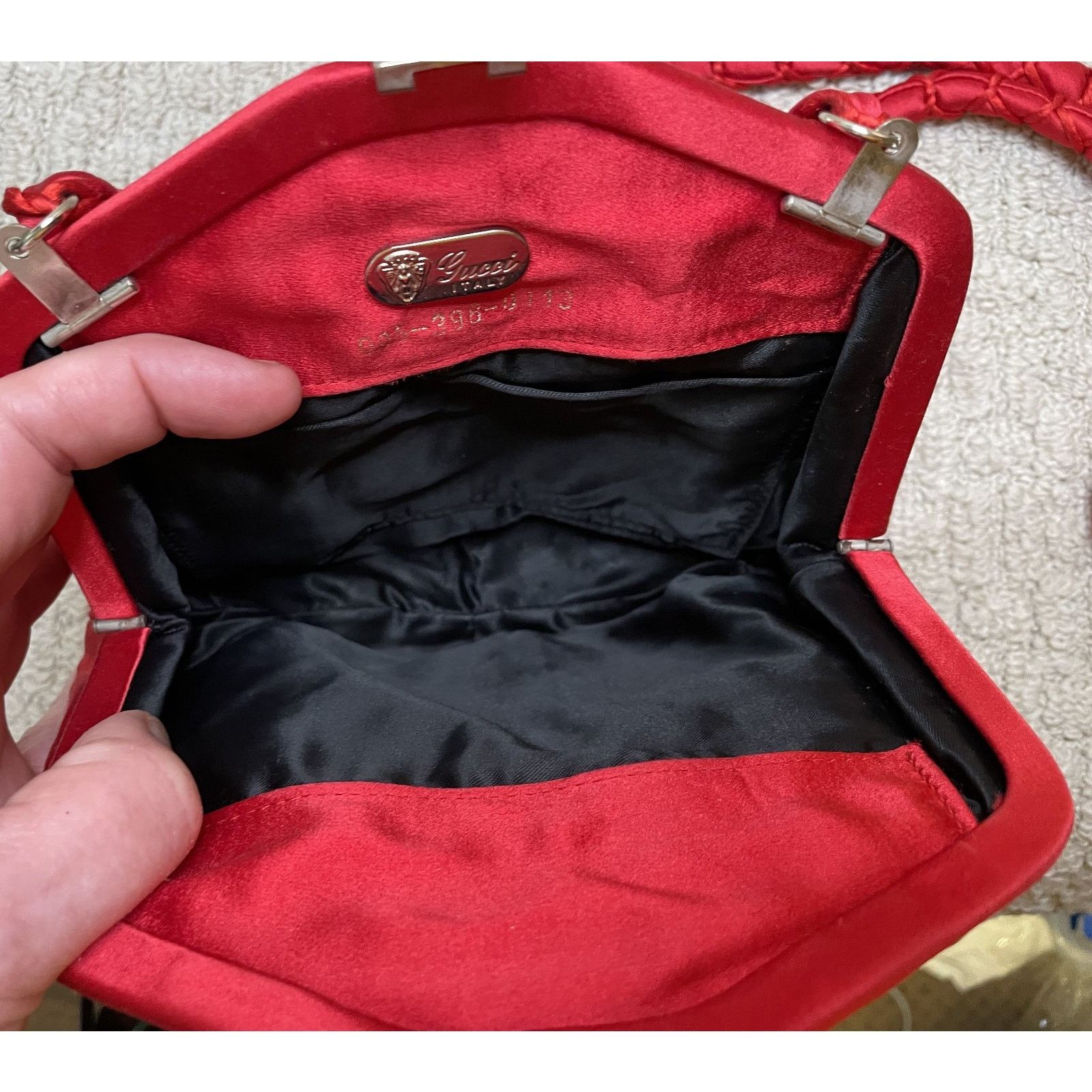 Gucci Vintage Gucci Red Pleated Satin Evening Bag Handbag Clutch Size ONE SIZE - 13 Thumbnail