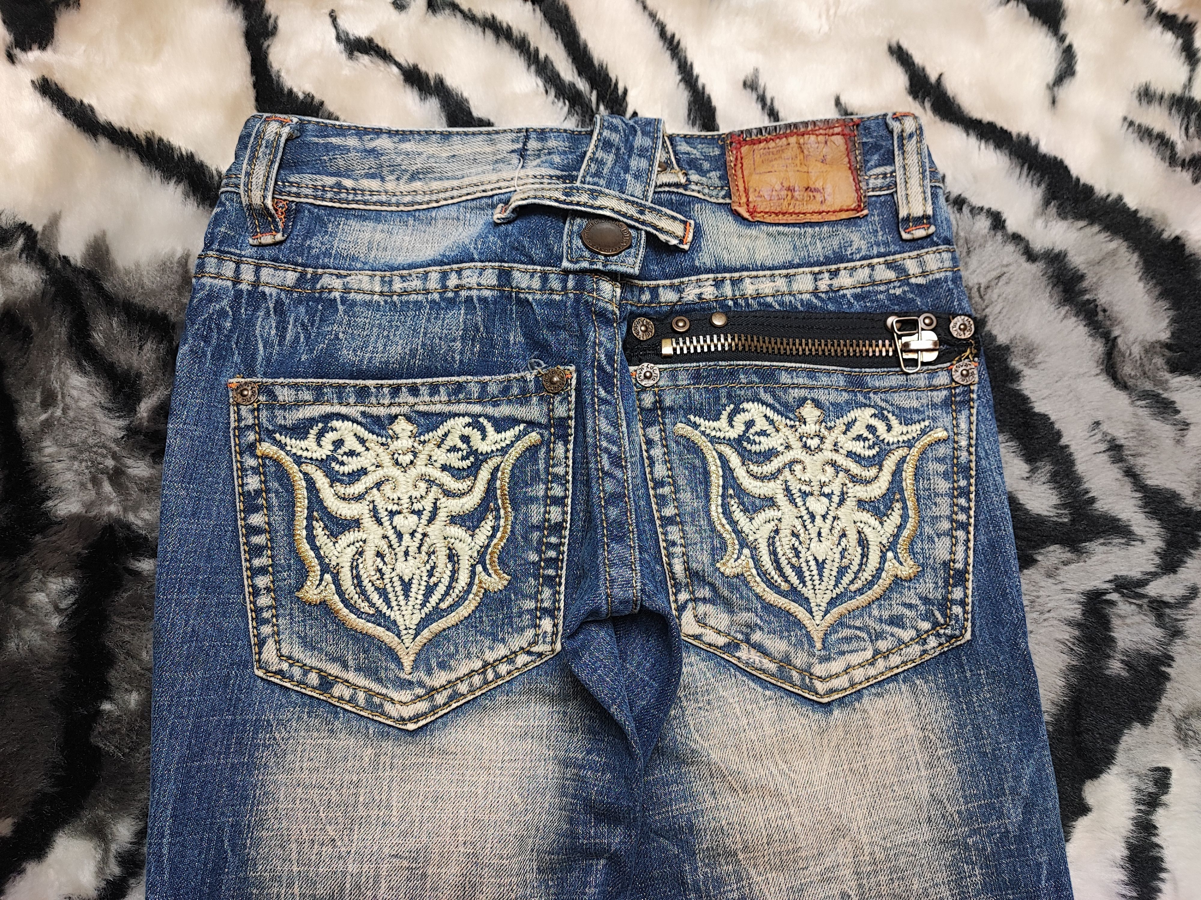 Kapital Yoshitomo Nara Lolita Flared Whisker Low Rise Jeans Size 26" / US 2 / IT 38 - 14 Thumbnail