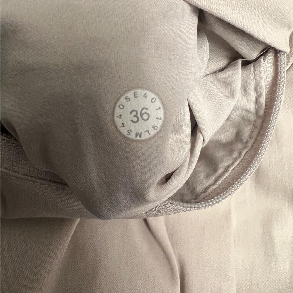 Lululemon Lululemon Commission Pant Classic *Swift Cotton 36” Size US 36 / EU 52 - 6 Thumbnail