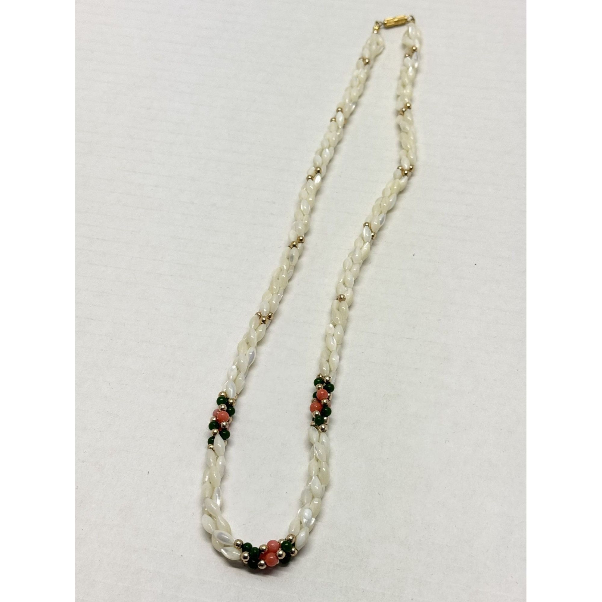Vintage Vintage mother of pearl coral beaded braided necklace Size ONE SIZE - 2 Thumbnail